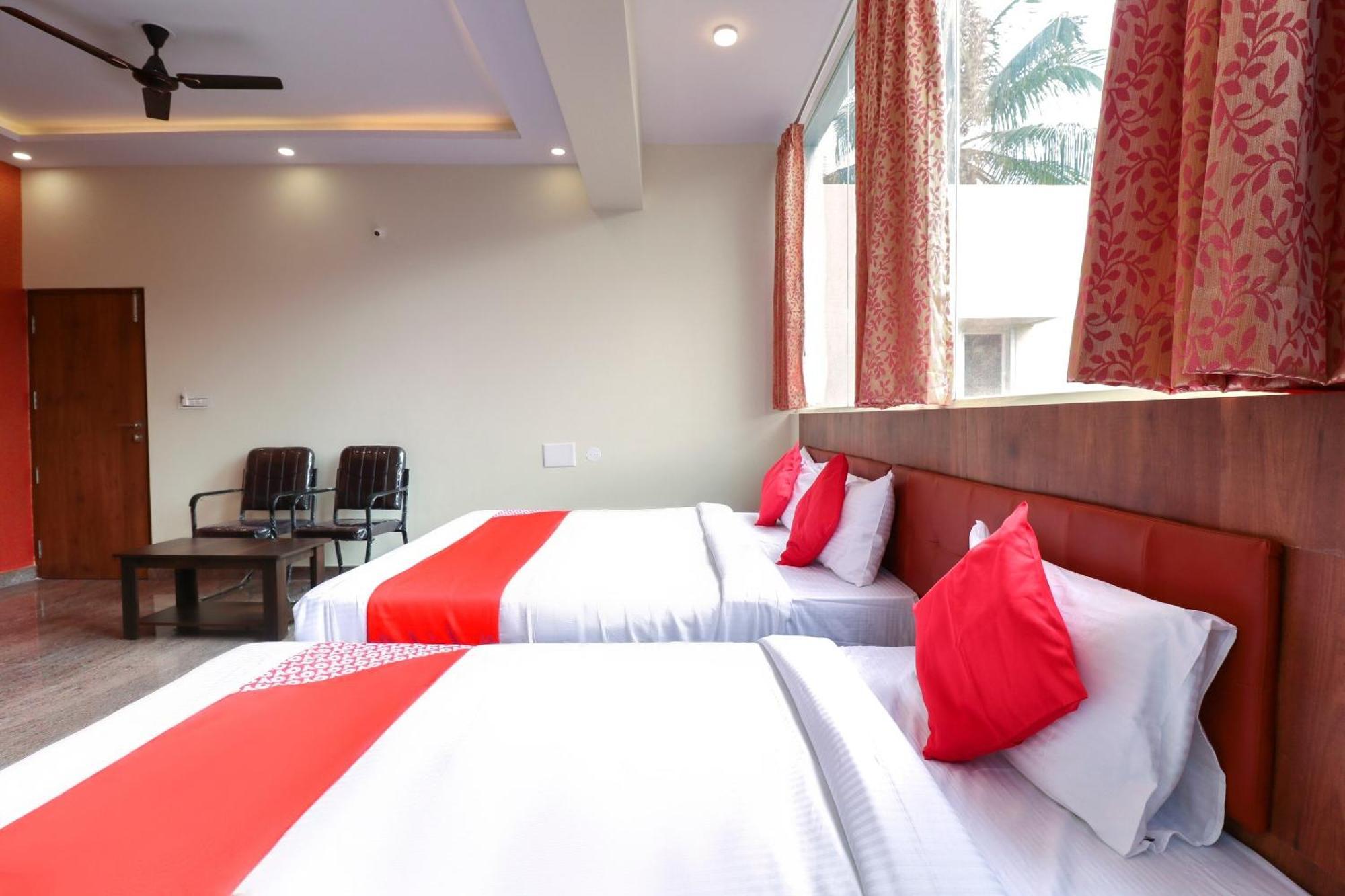 Collection O Champion Hotel