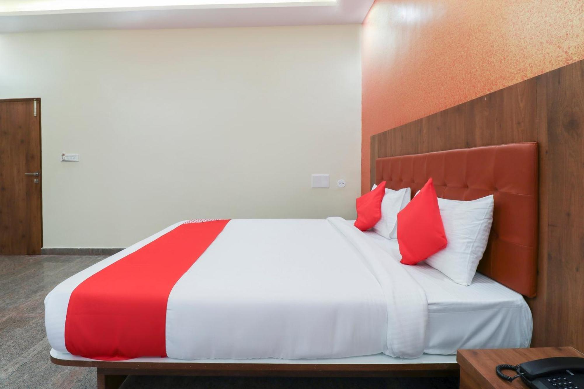 Collection O Champion Hotel Bangalore