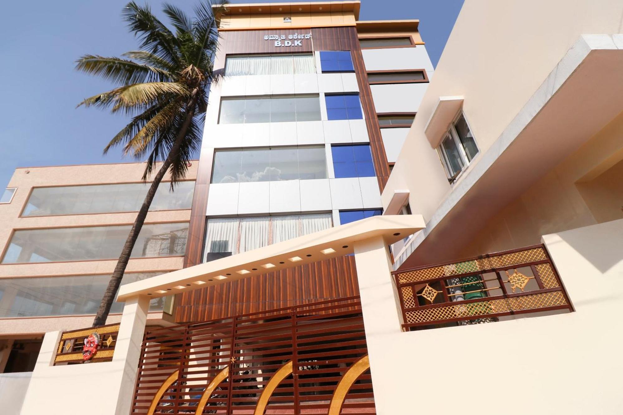 Collection O Champion Hotel Bangalore