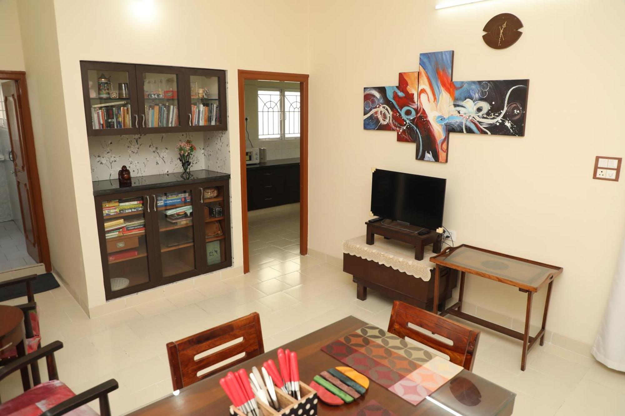 Guest house Ushta Te - Happiness To Thee Bangalore