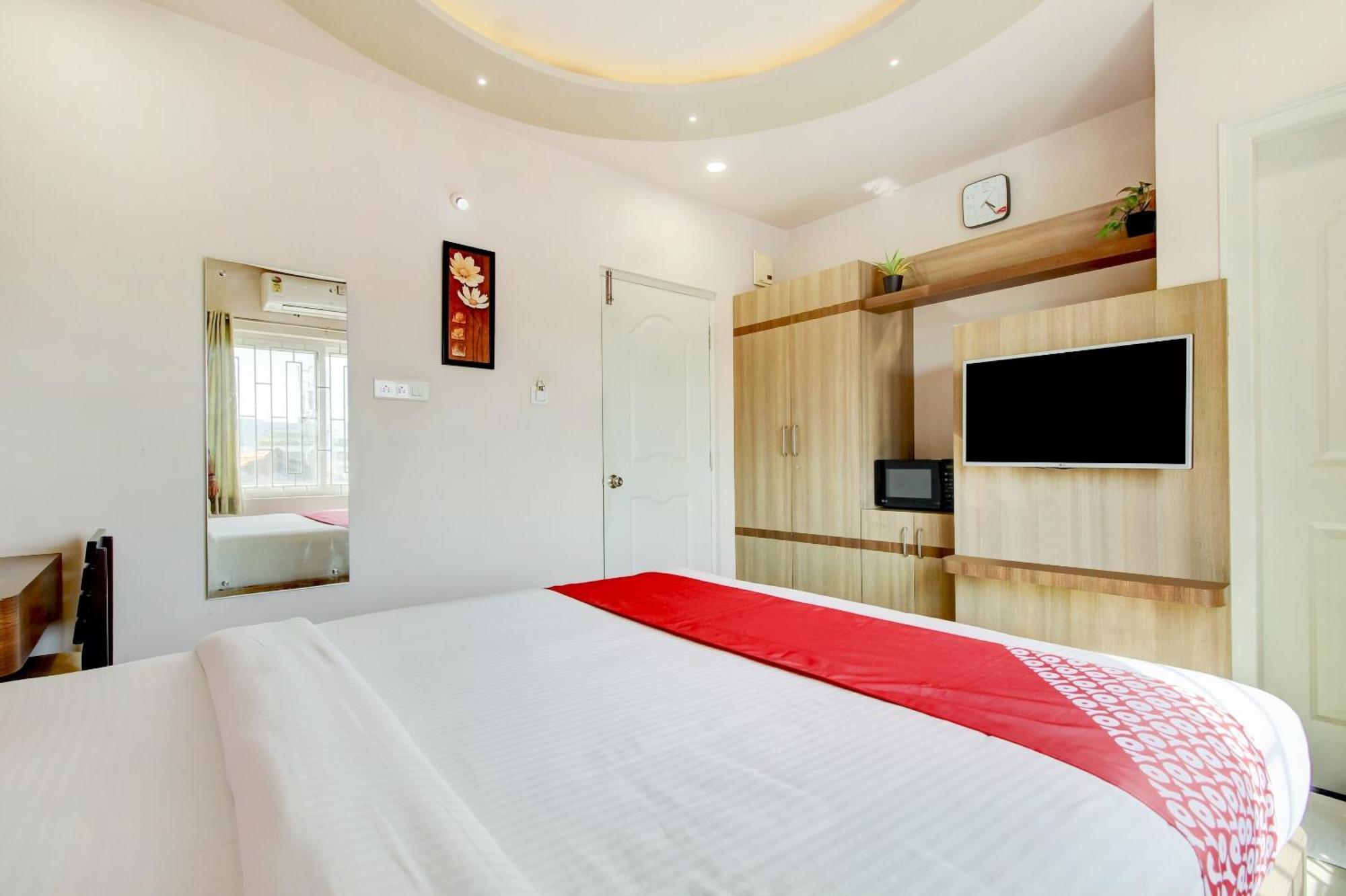 Hotel O Emara Boutique Nearby Koramangala Forum Mall 4*