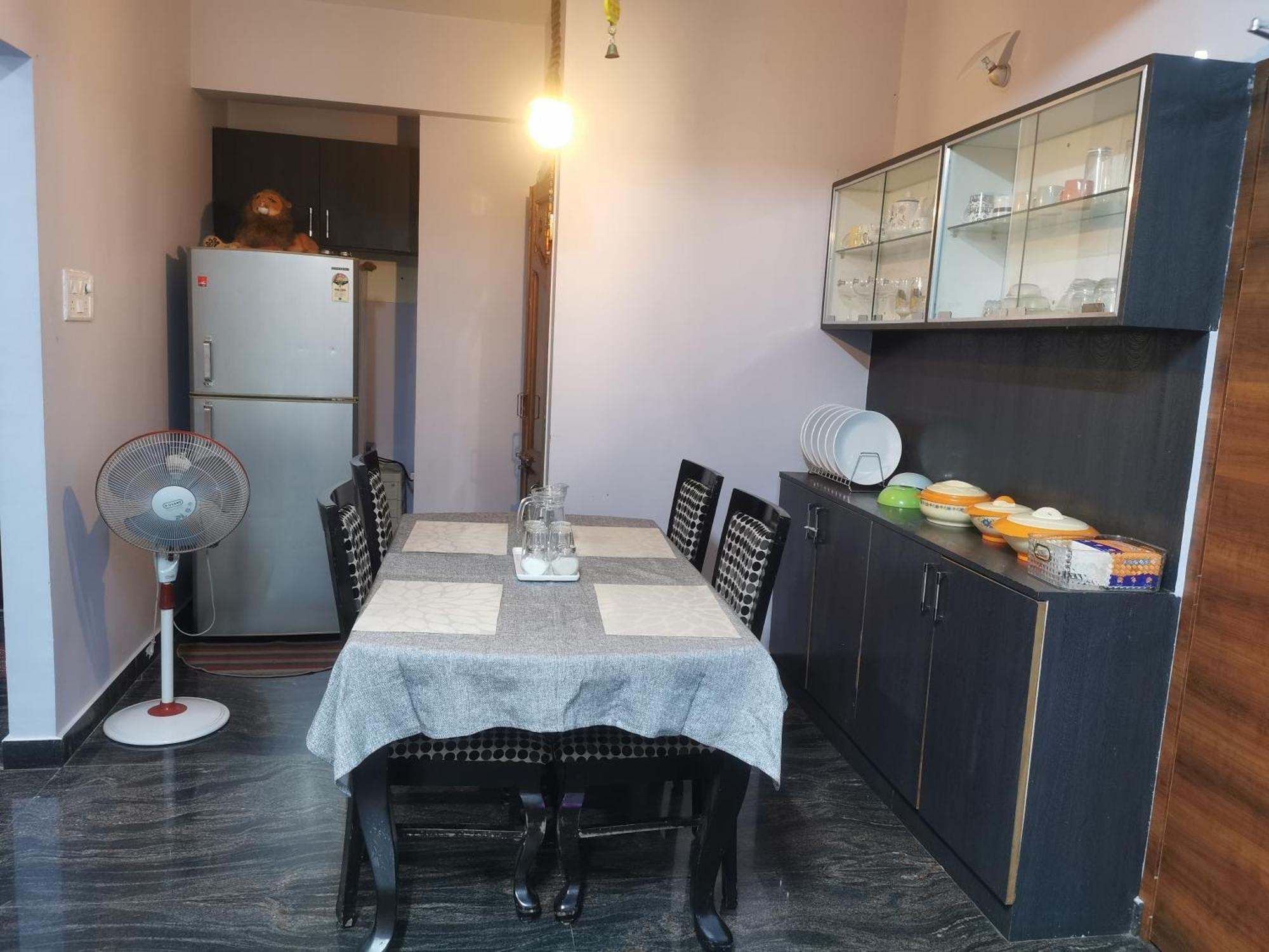 Apartment Buddi Deepa