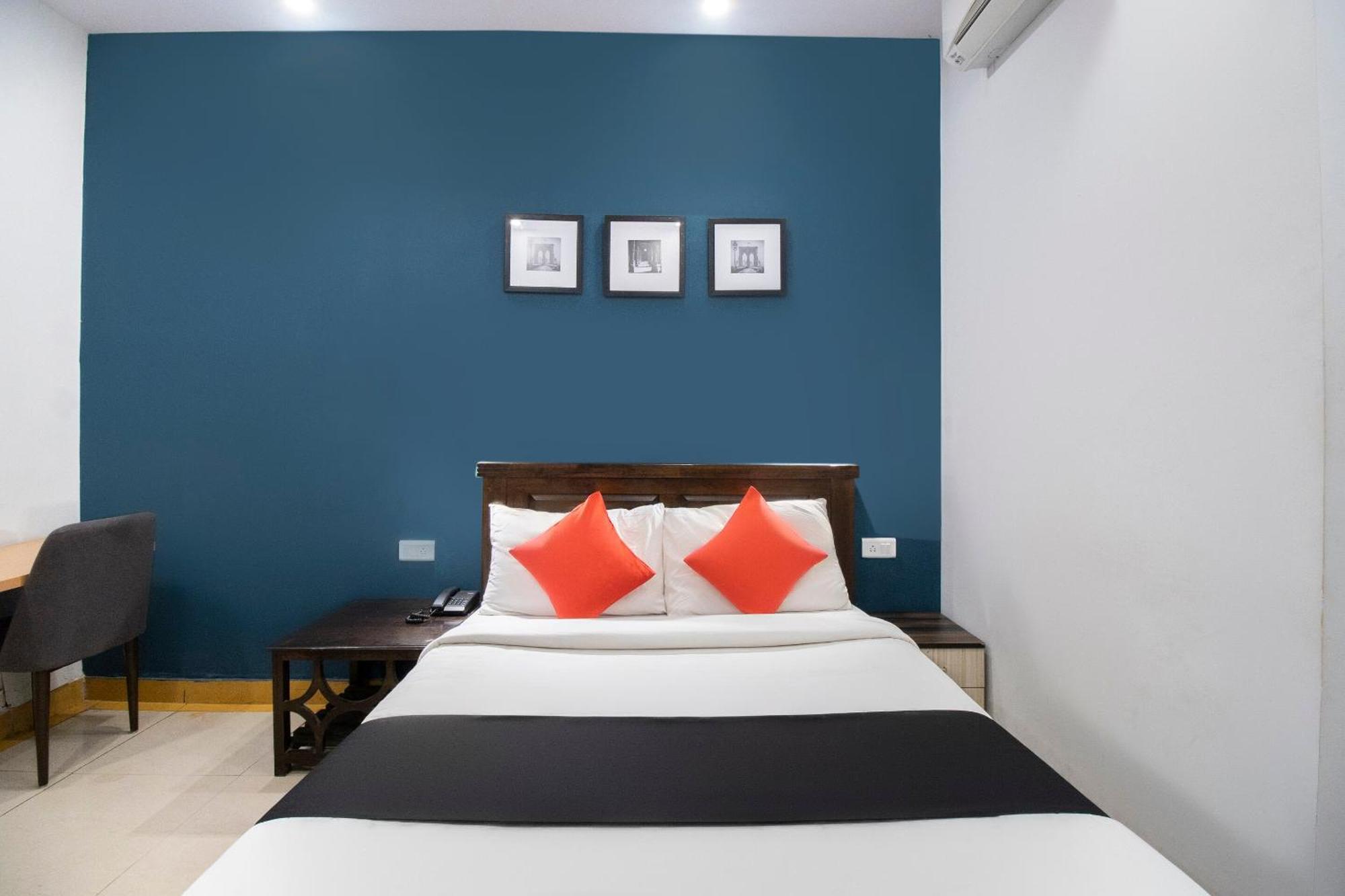 Collection O Victorian Comforts Hotel Bangalore