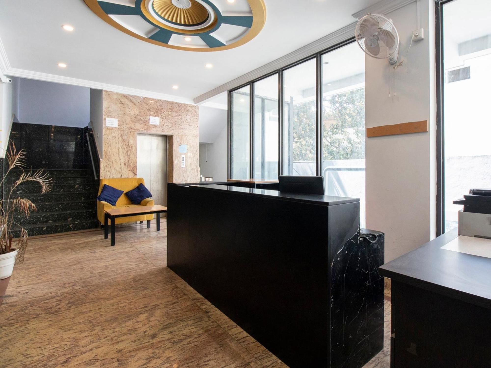 Collection O Victorian Comforts Hotel Bangalore