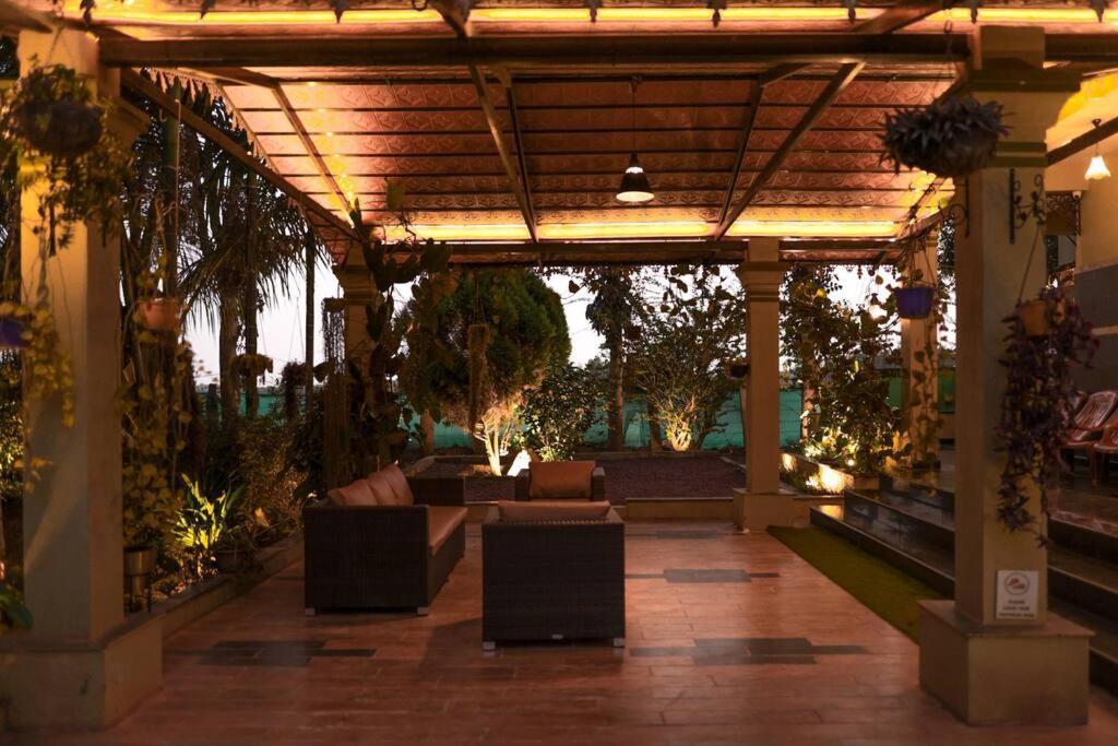 Lemon Tree - With Rooftop Private Pool Near Holiday home