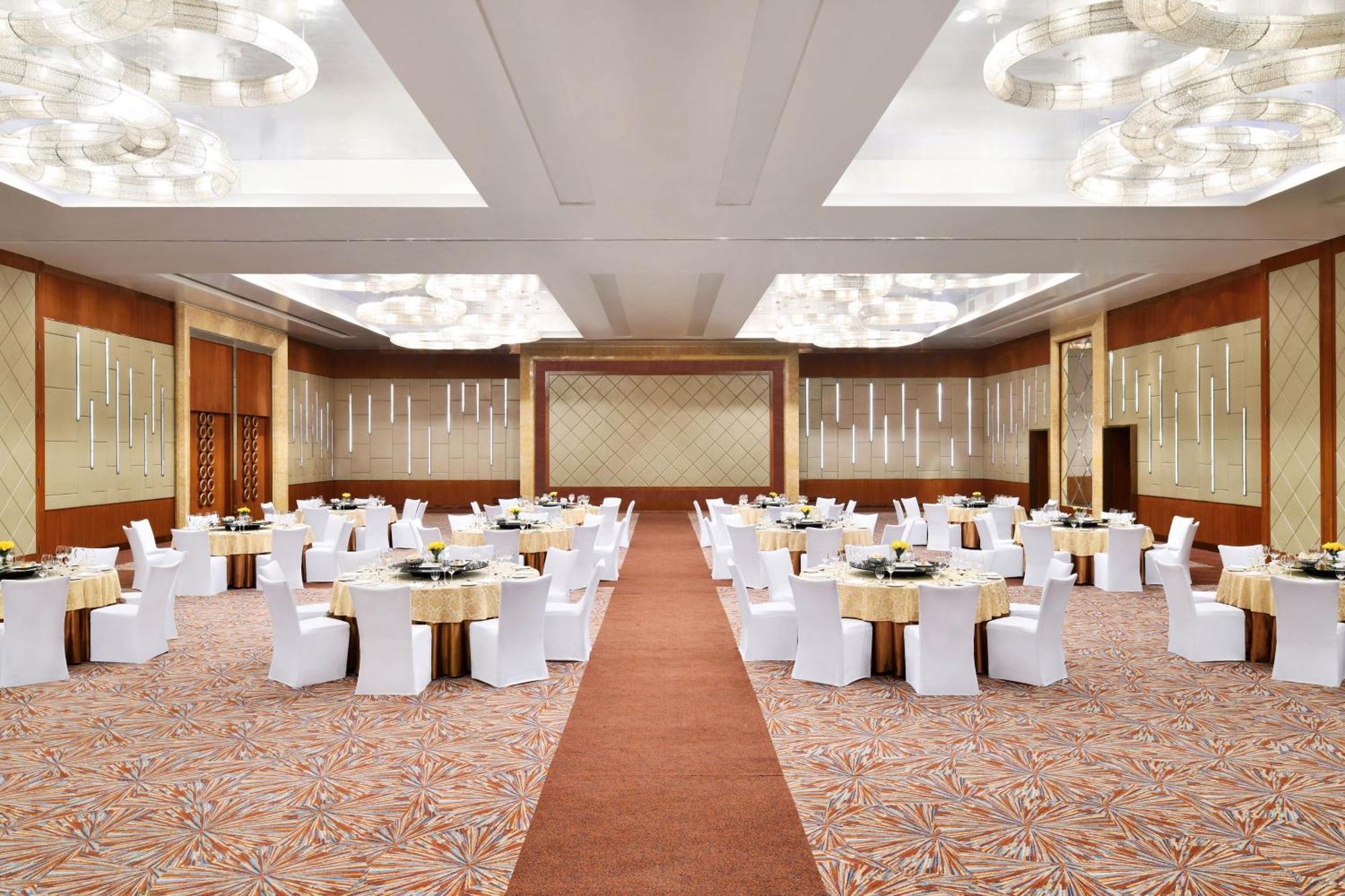 Sheraton Grand At Brigade Gateway Hotel