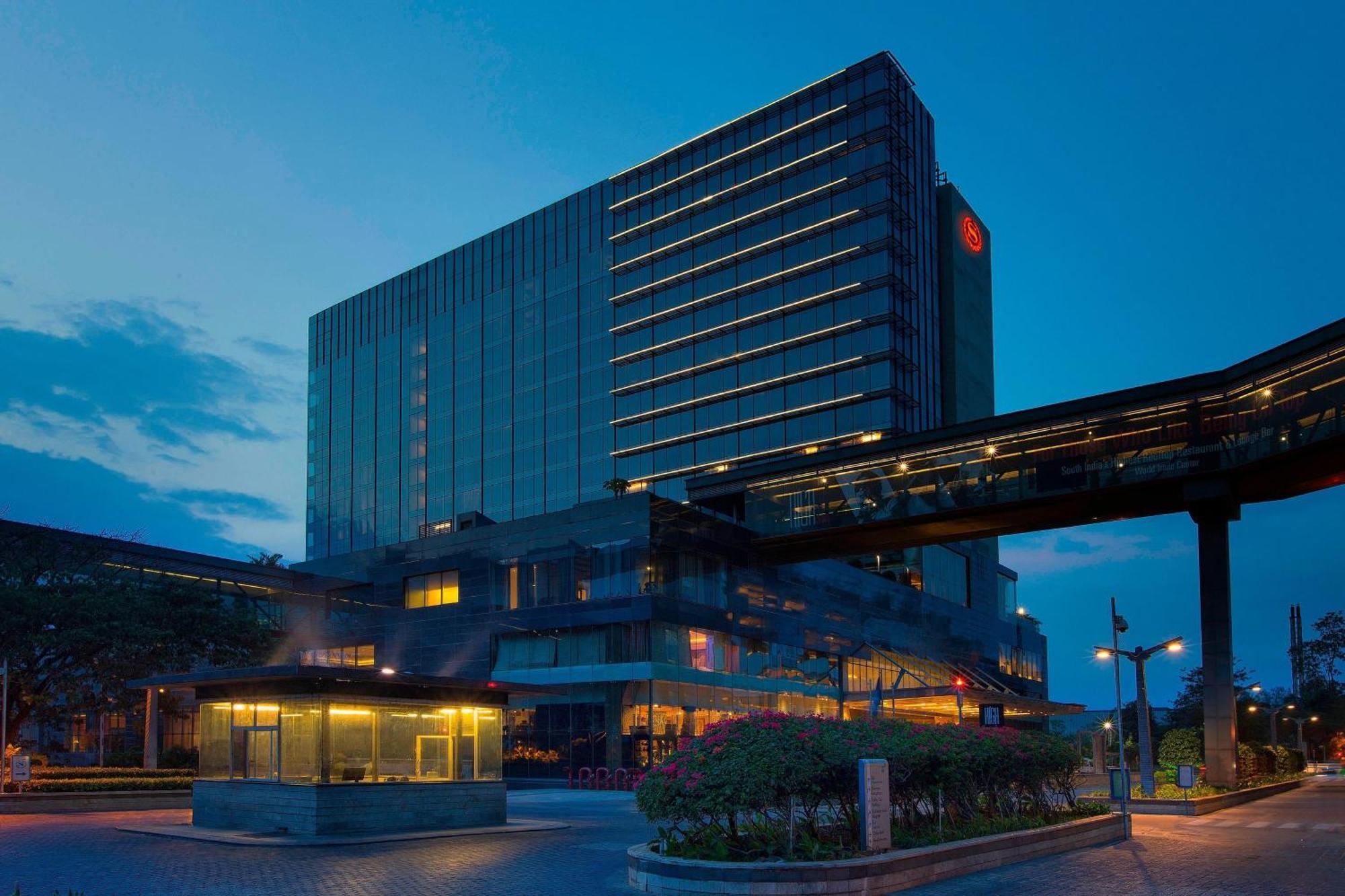 Hotel Sheraton Grand At Brigade Gateway