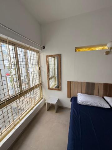Transit Hotel