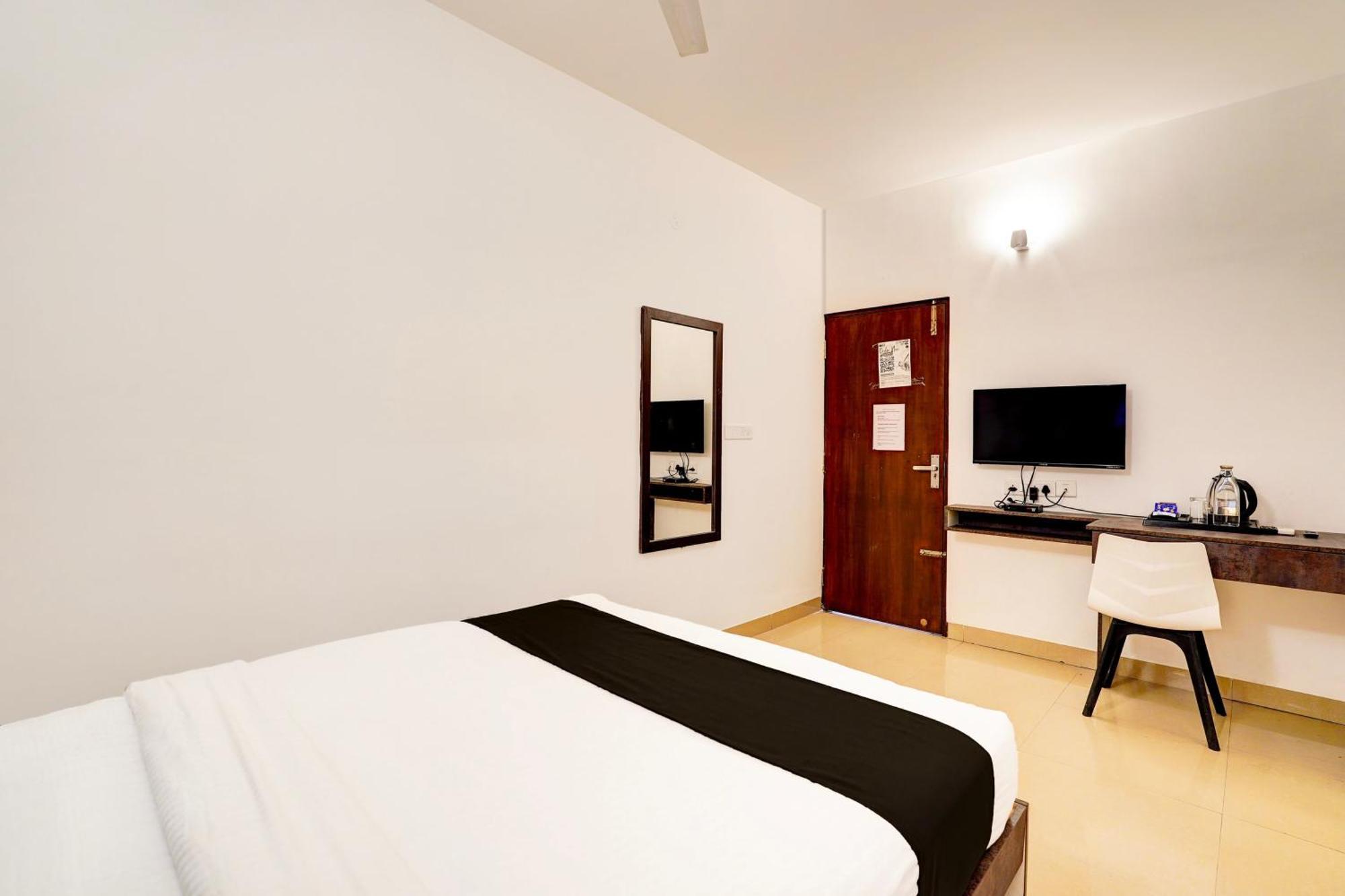Super Townhouse Hebbal Bhadrappa Layout Hotel Bangalore