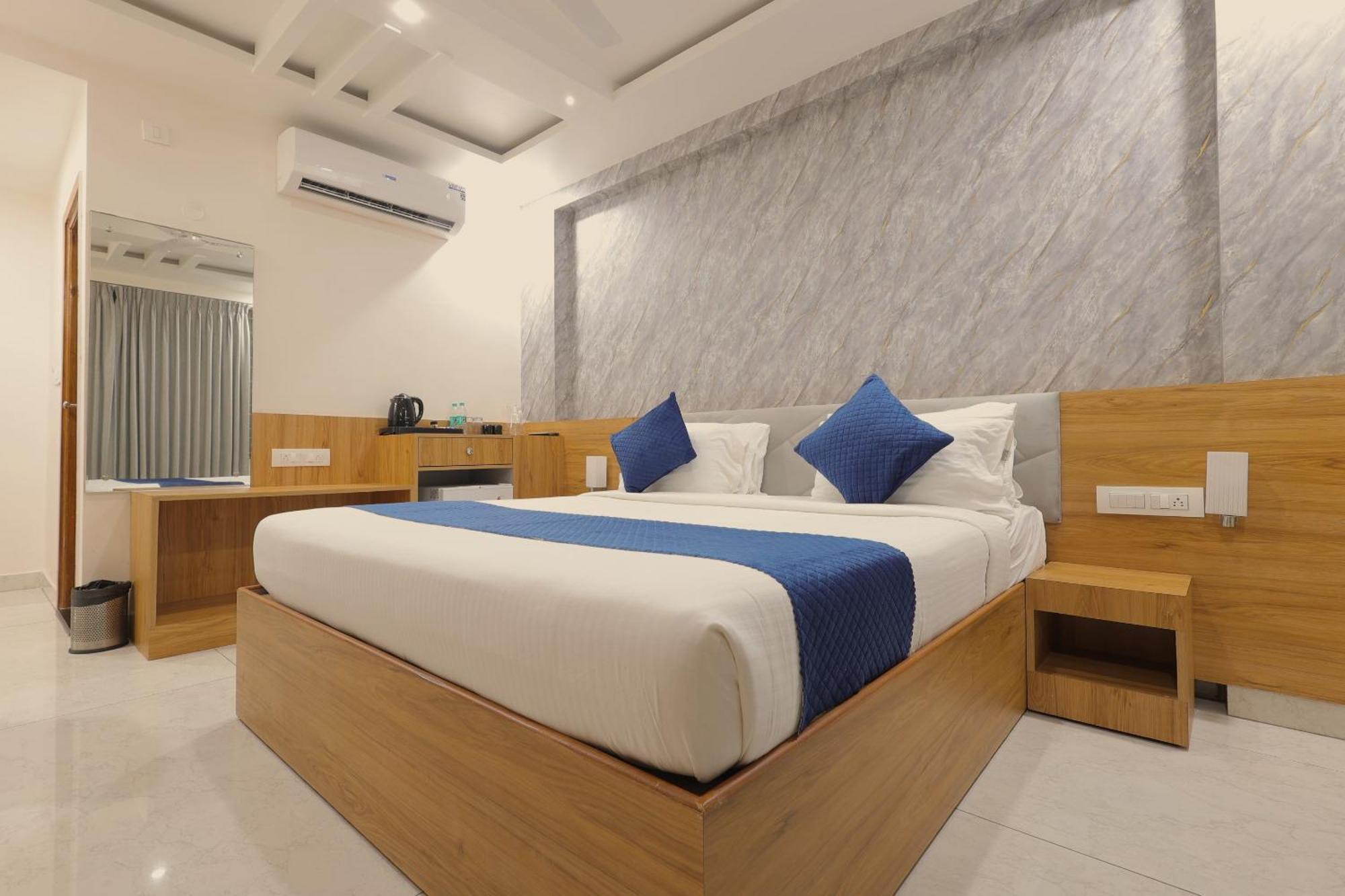Hello By Vyda Hotel Bangalore