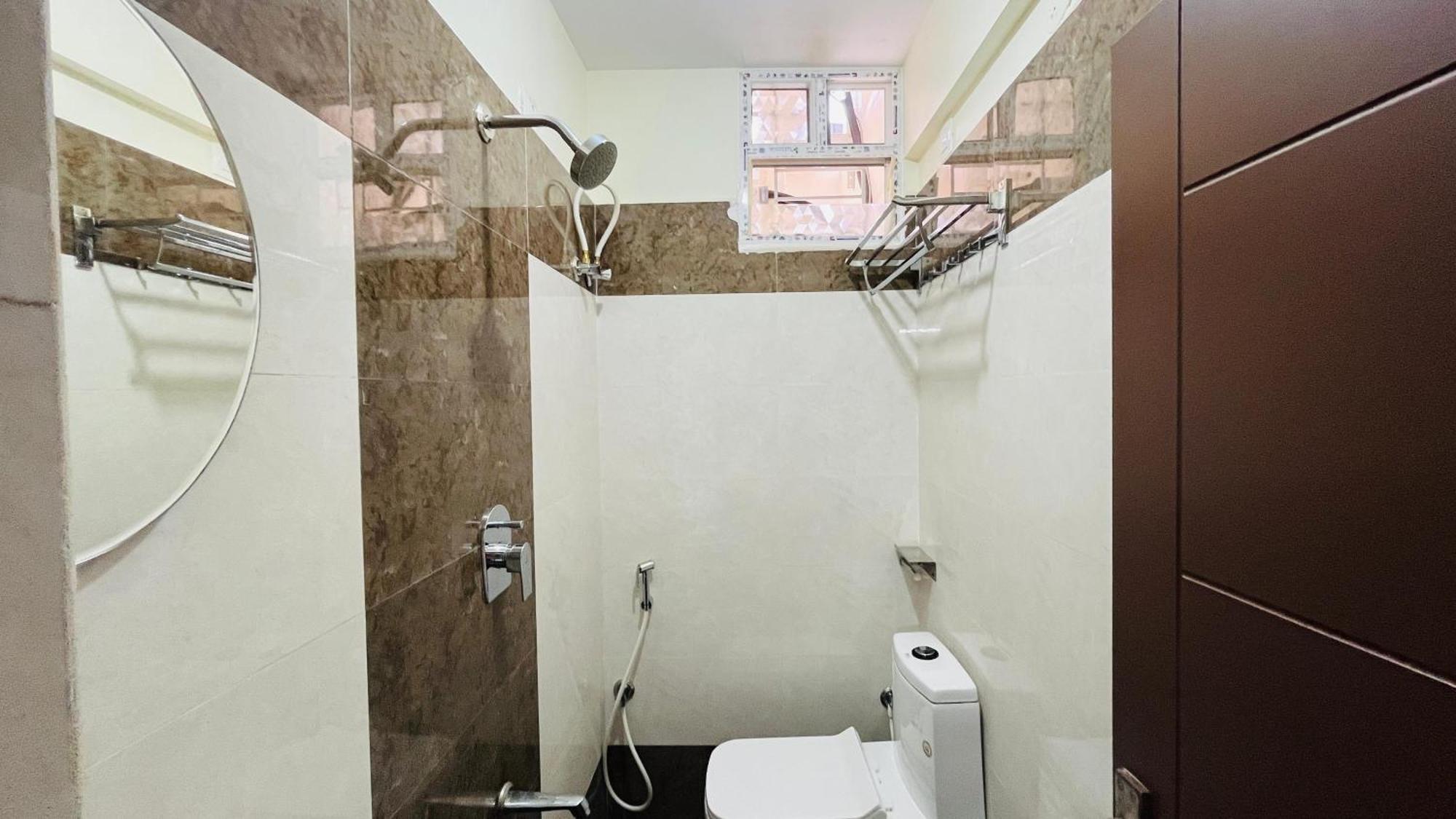 Hotel Marvel Comforts Near Fortis Hospital, Bannerghatta Road 2*