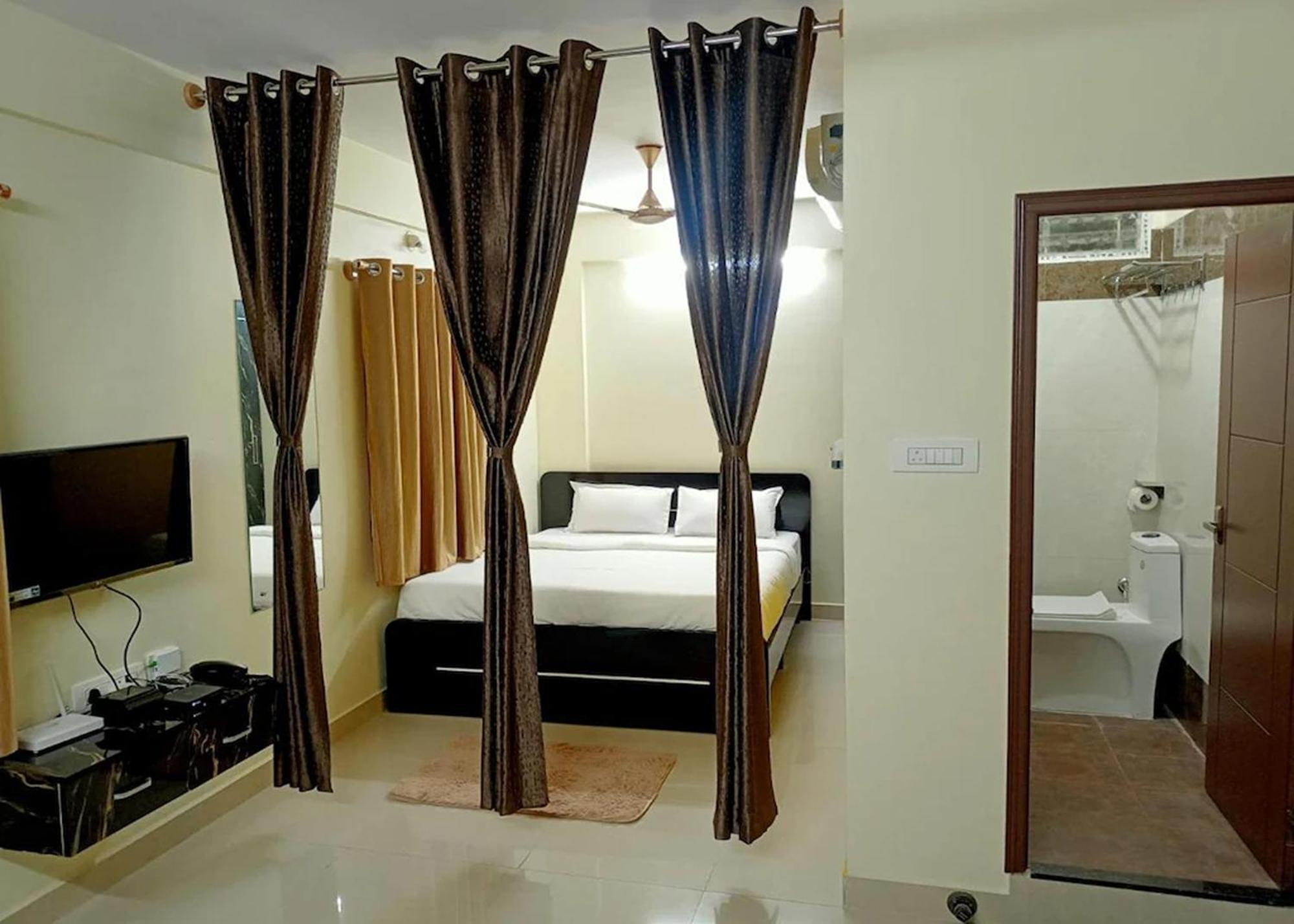 Marvel Comforts Near Fortis Hospital, Bannerghatta Road Hotel
