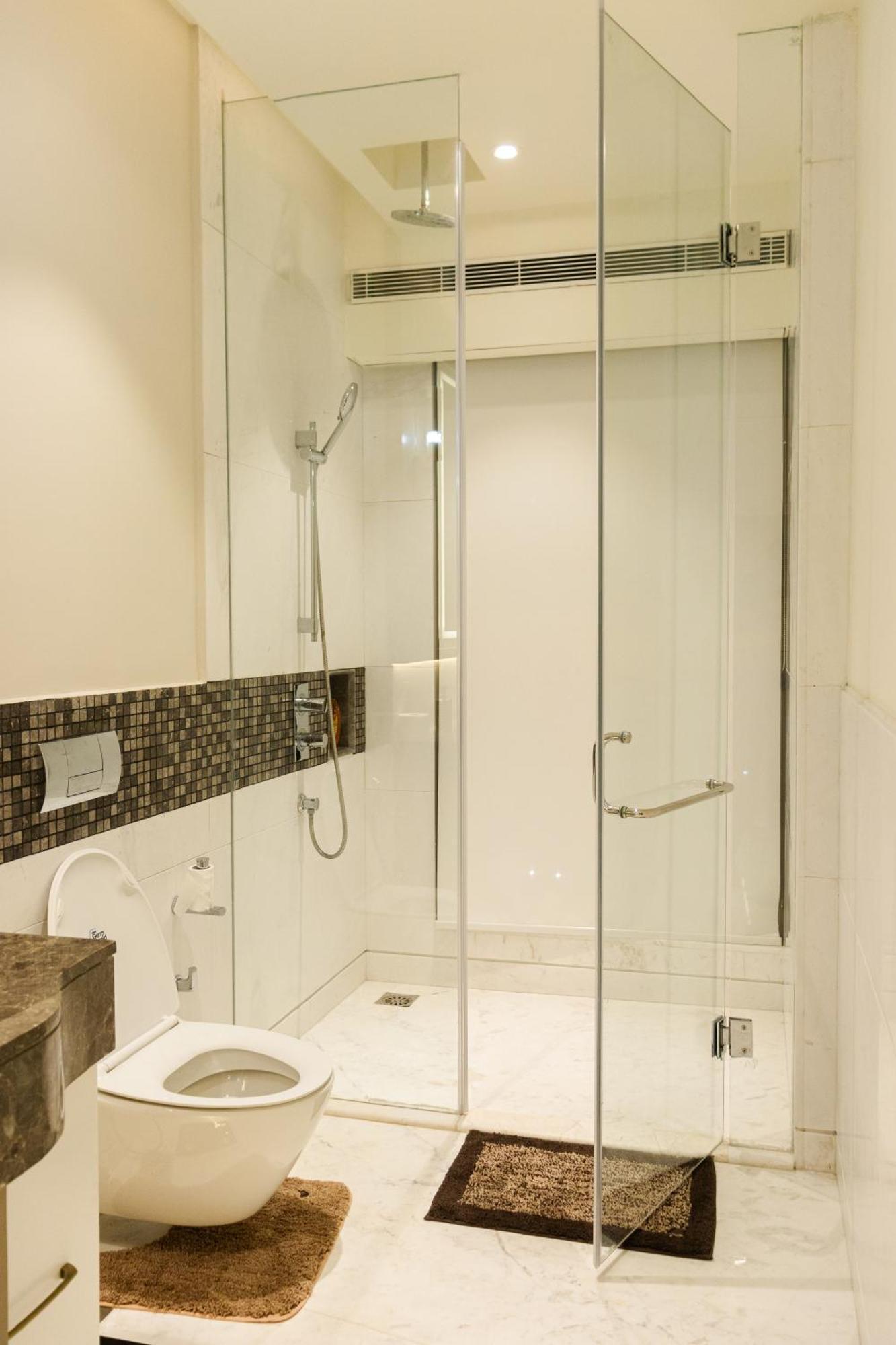 Luxurious In Leelaresidency Near Airport And Manyata Tech Park * Bangalore