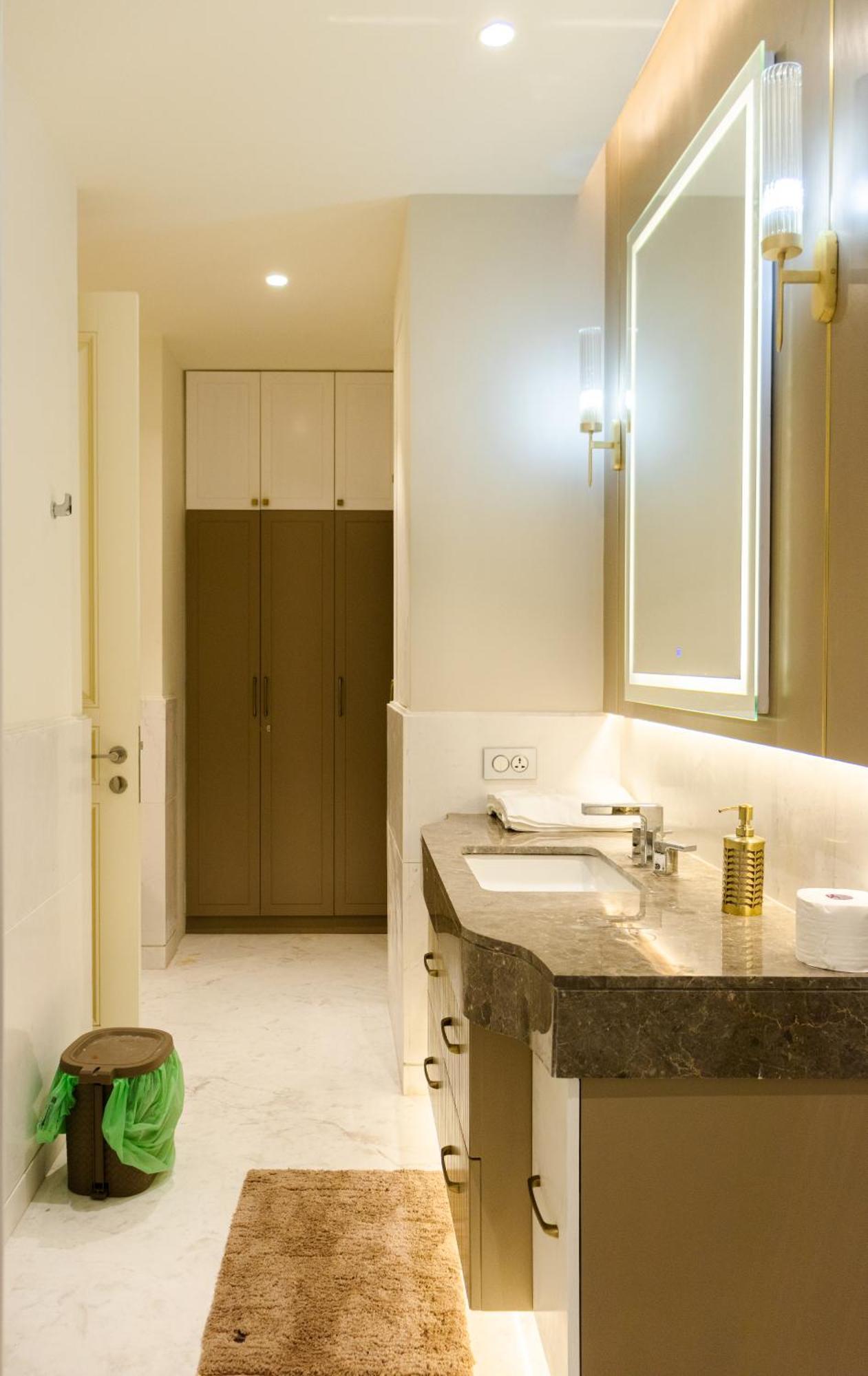 Luxurious In Leelaresidency Near Airport And Manyata Tech Park Apartment *