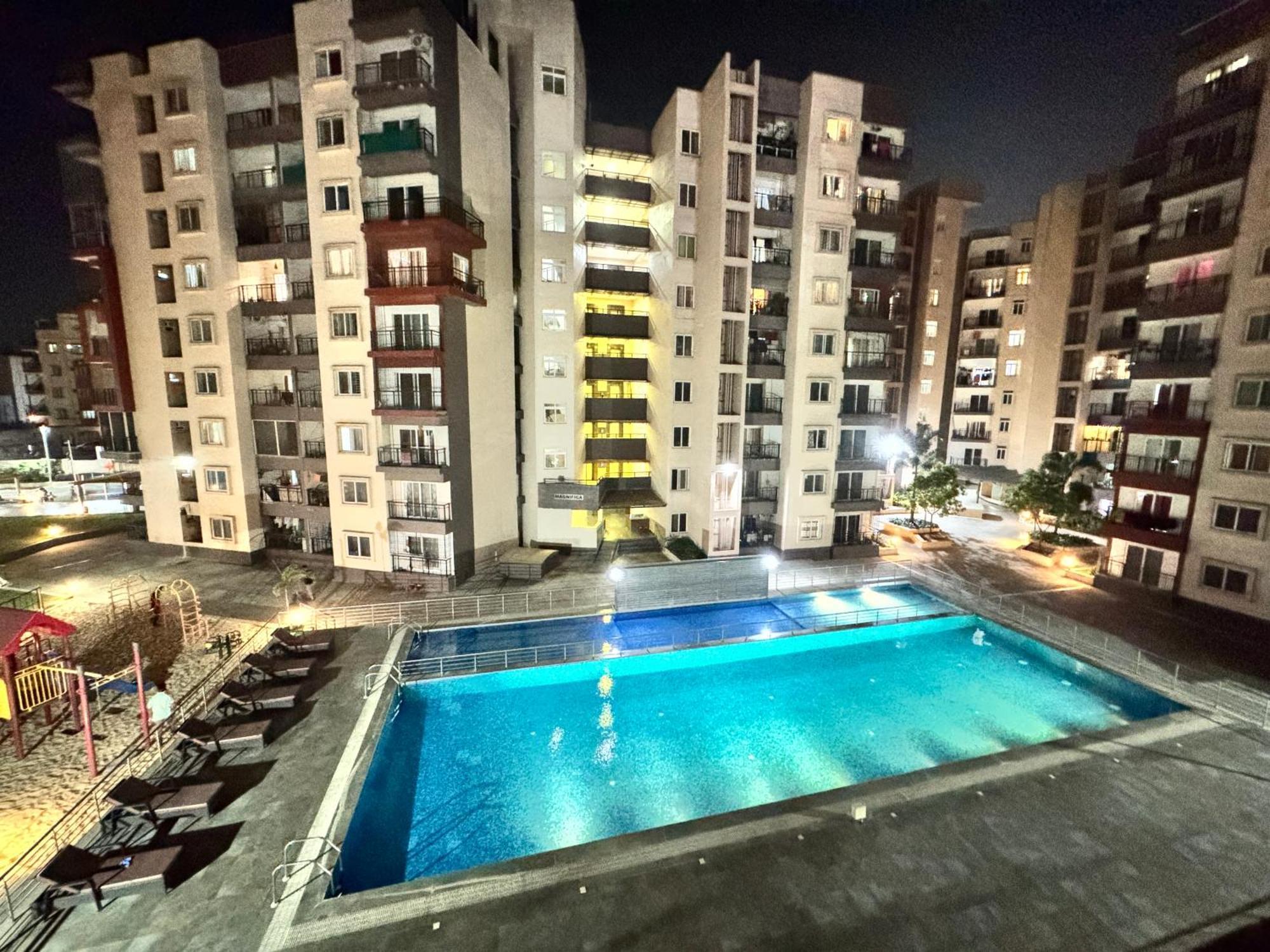 6floor In Society Ecity Ph2 Near Tcs Tech Mahindra * Bangalore