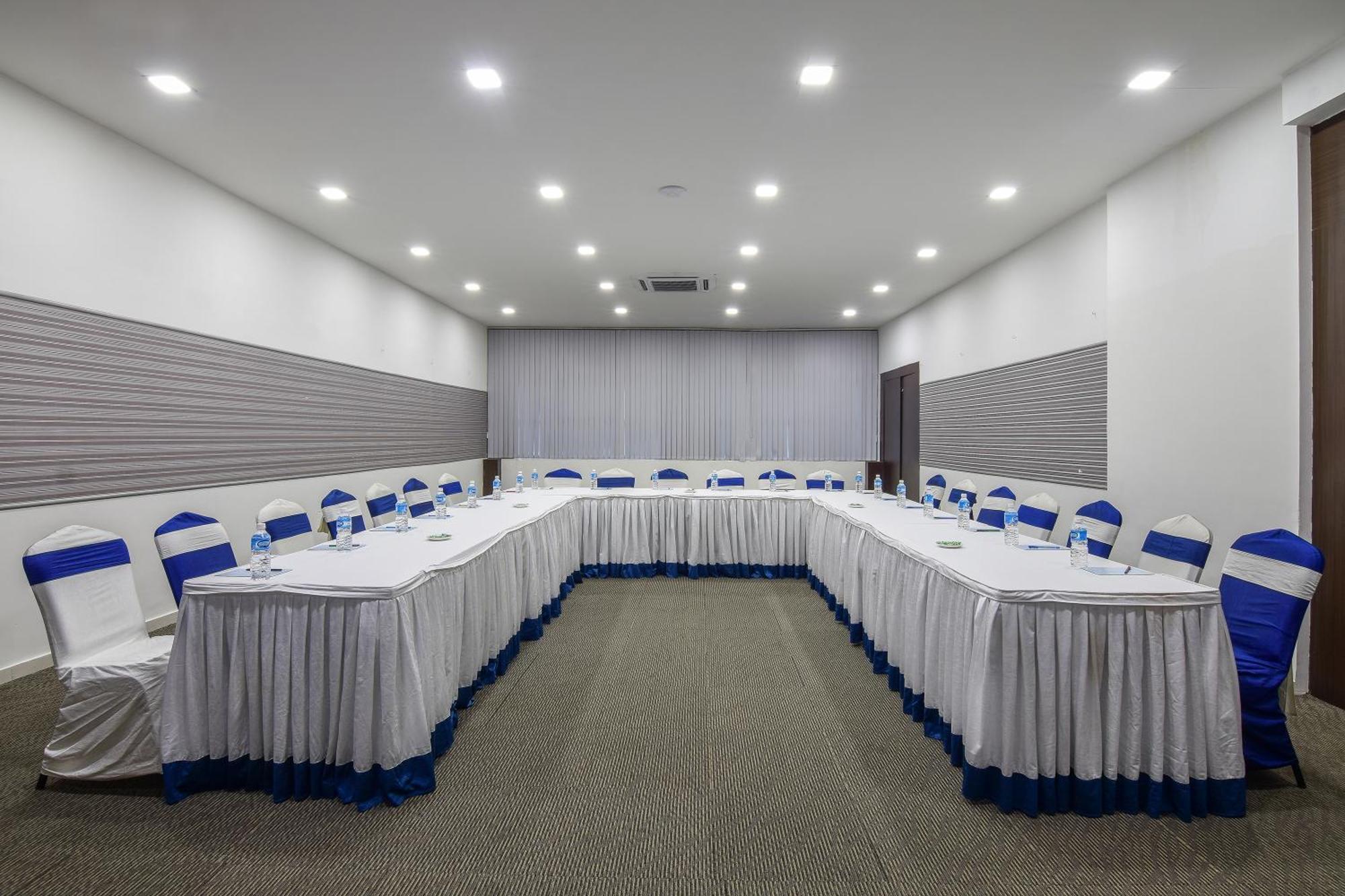 Hotel Akshaya Aura