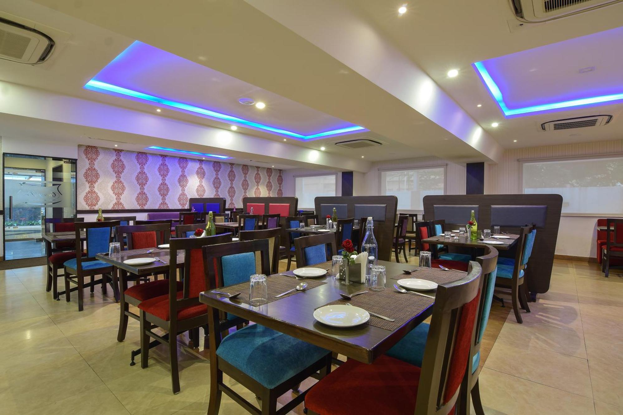 Hotel Akshaya Aura