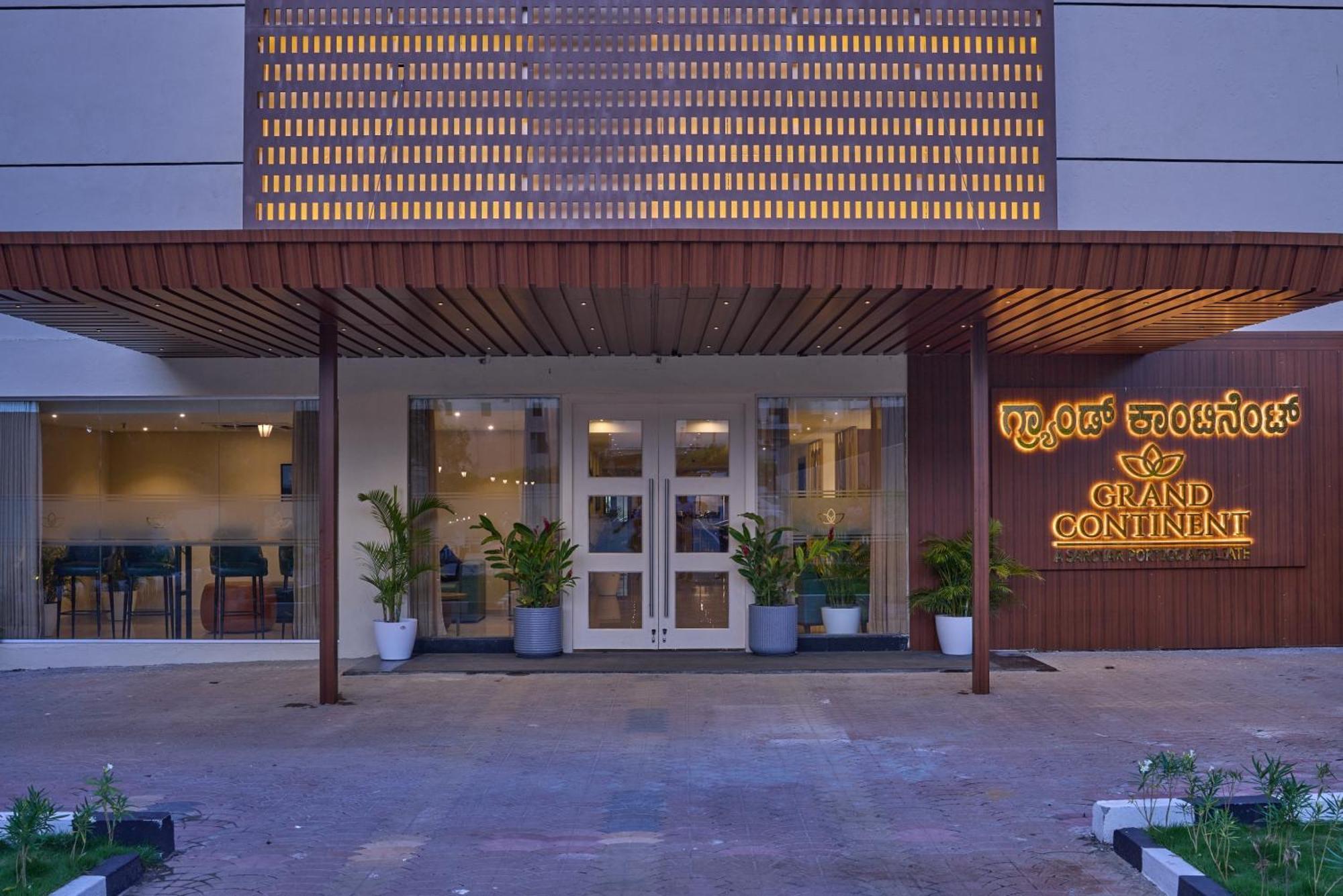 Hotel Grand Continent Brookefield 4*