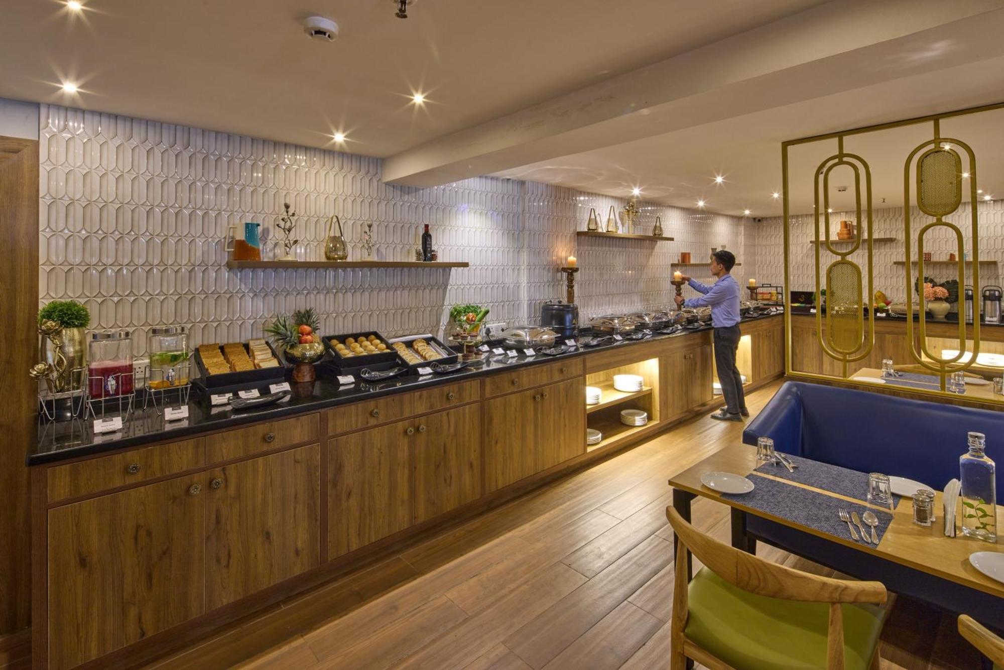 Grand Continent Brookefield 4* Bangalore
