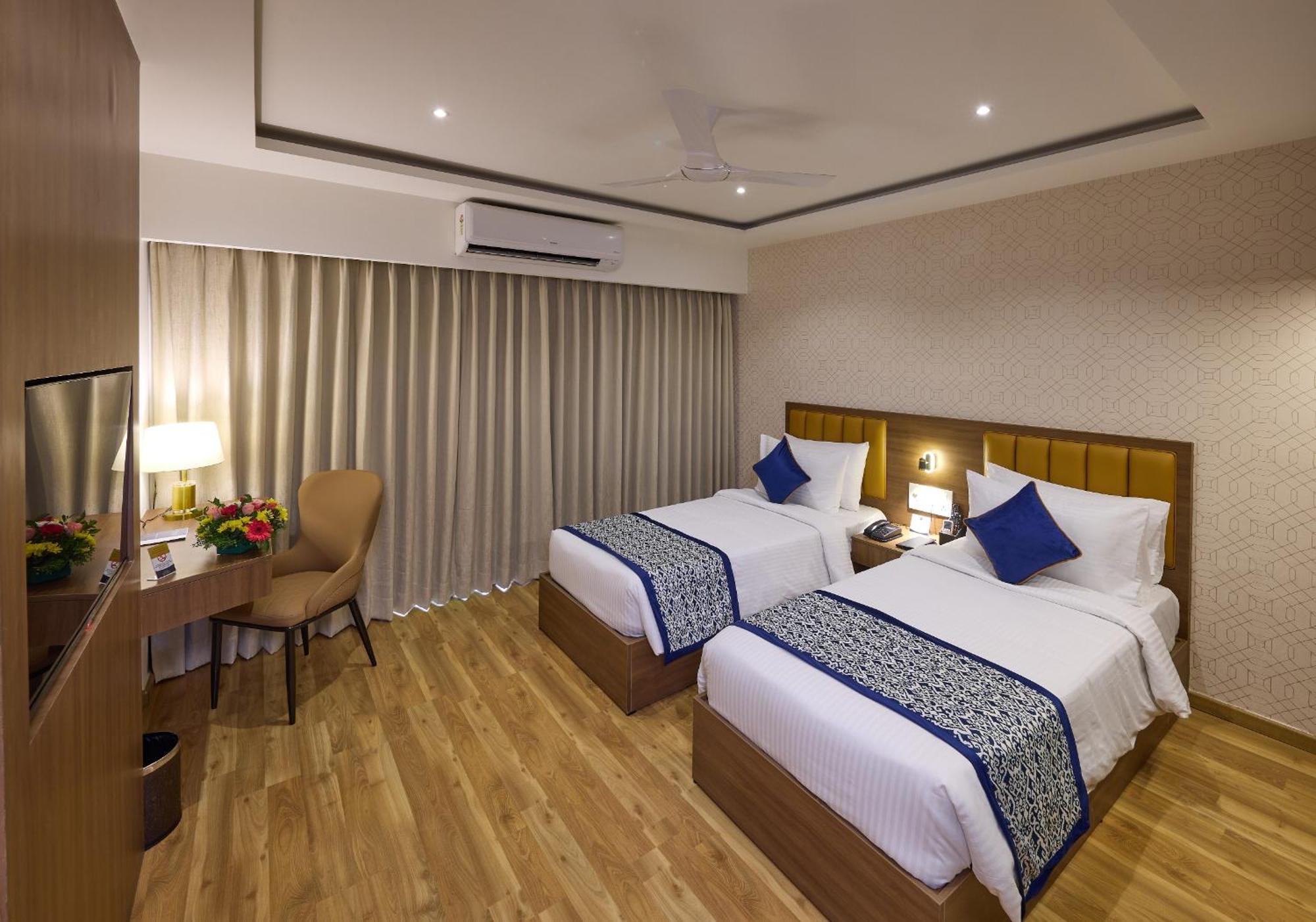 Hotel Grand Continent Brookefield 4*