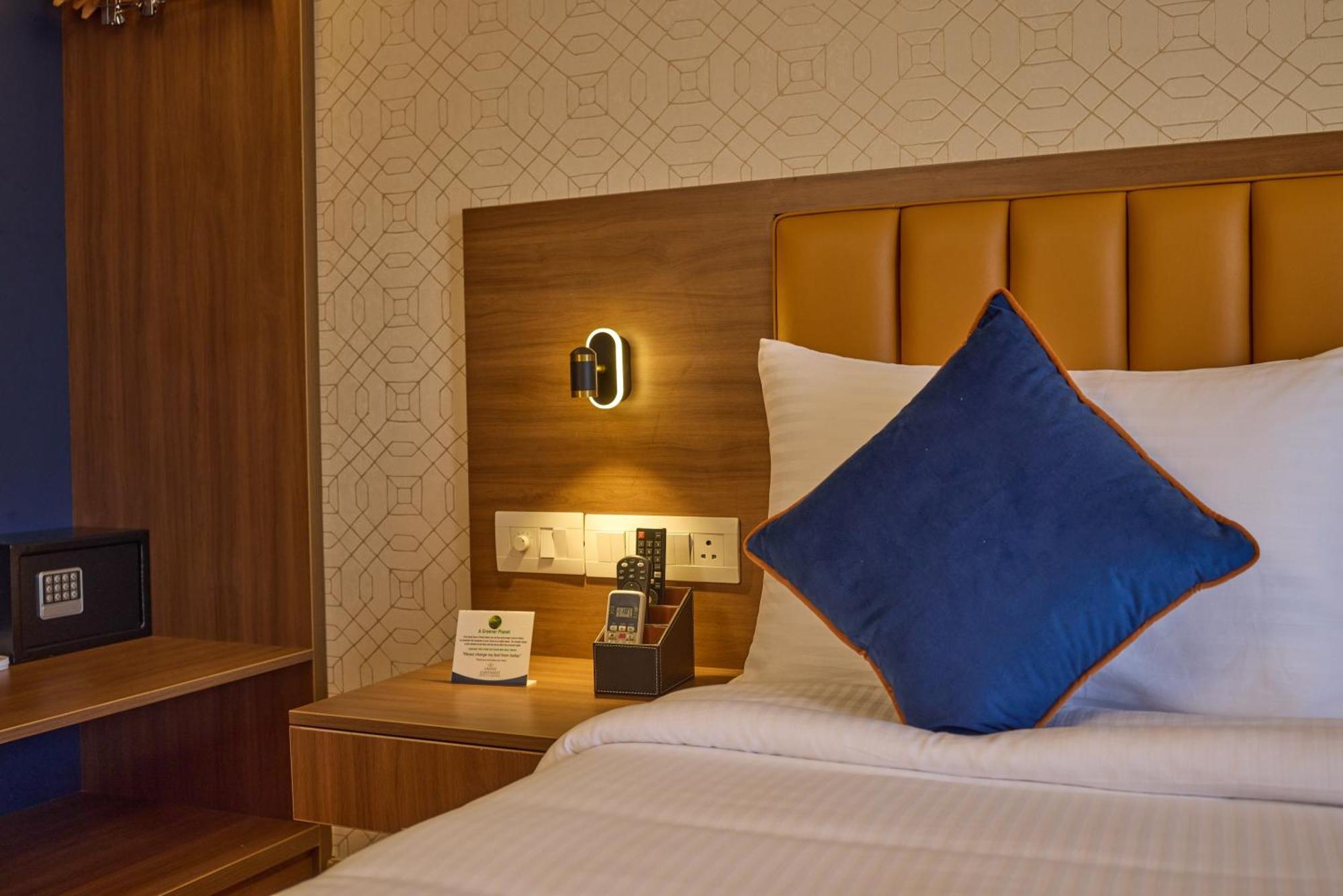 Hotel Grand Continent Brookefield Bangalore
