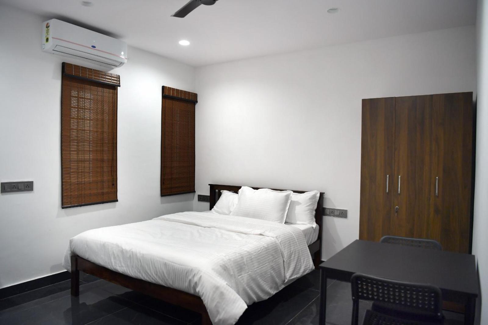 Bed & Breakfast Sudhanva *