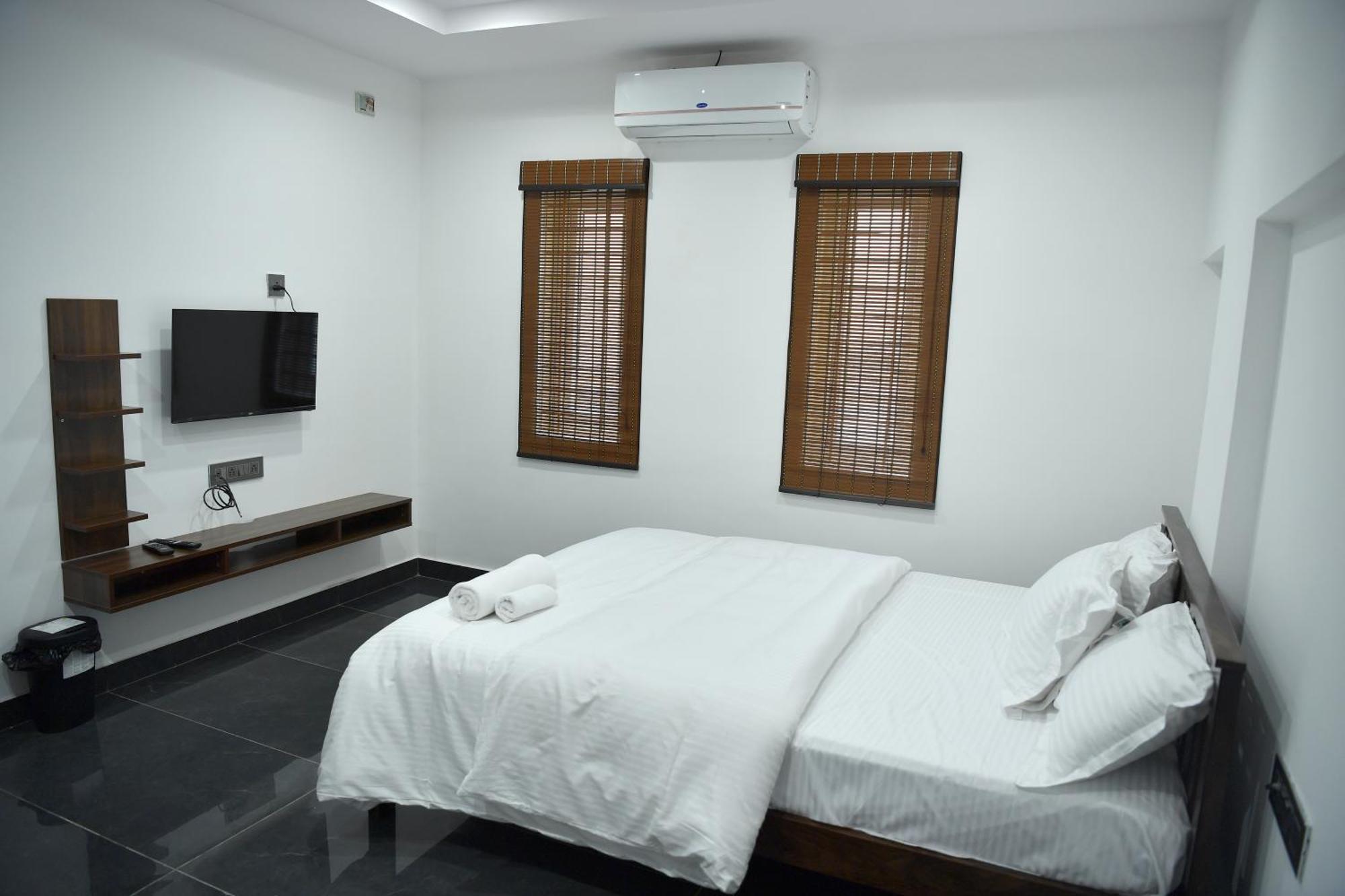 Bed & Breakfast Sudhanva *