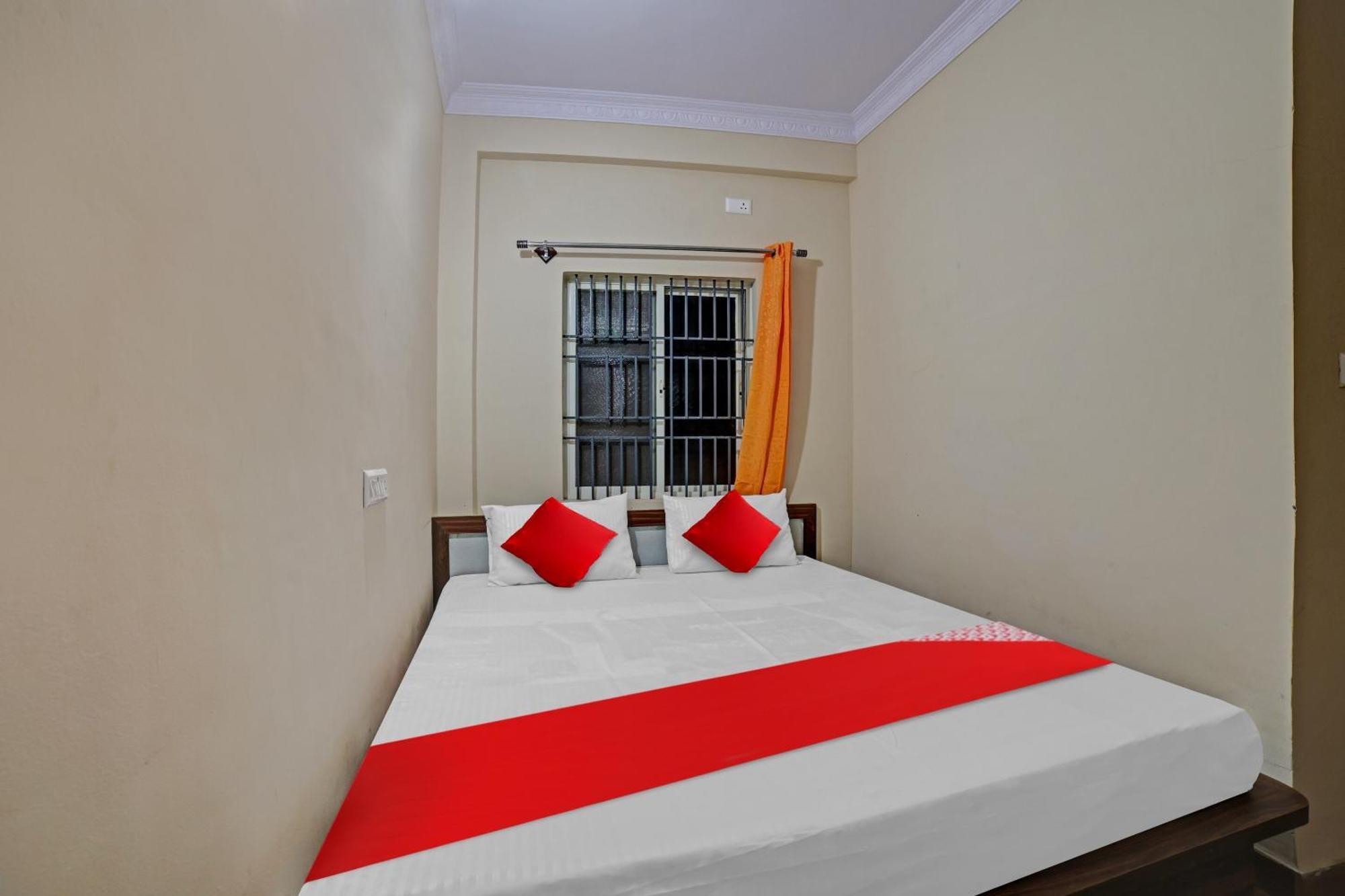 Spot On 81074 Sk 3* Bangalore