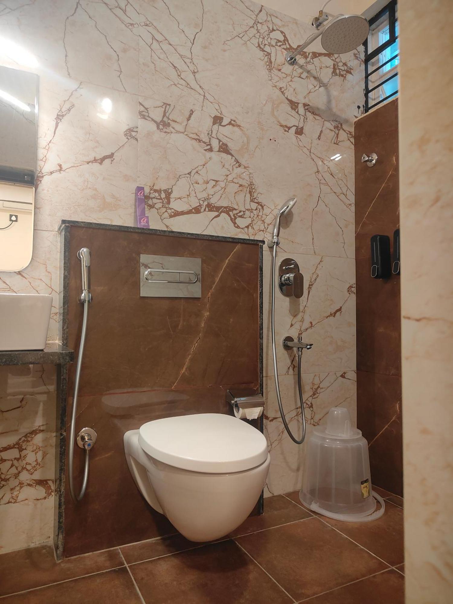 Astra And - Sector 7 Hsr Layout Hotel