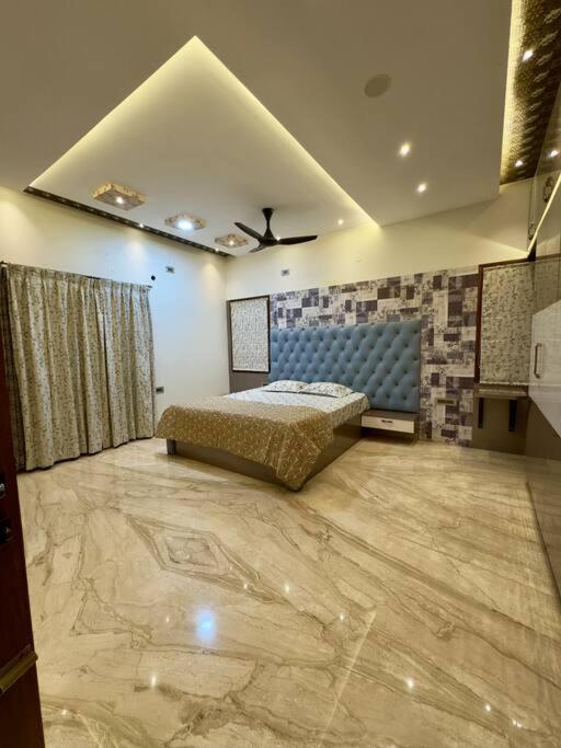Ultra Luxurious 4 Floor Villa Bangalore