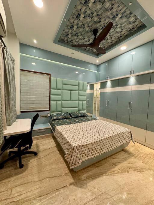 Ultra Luxurious 4 Floor *
