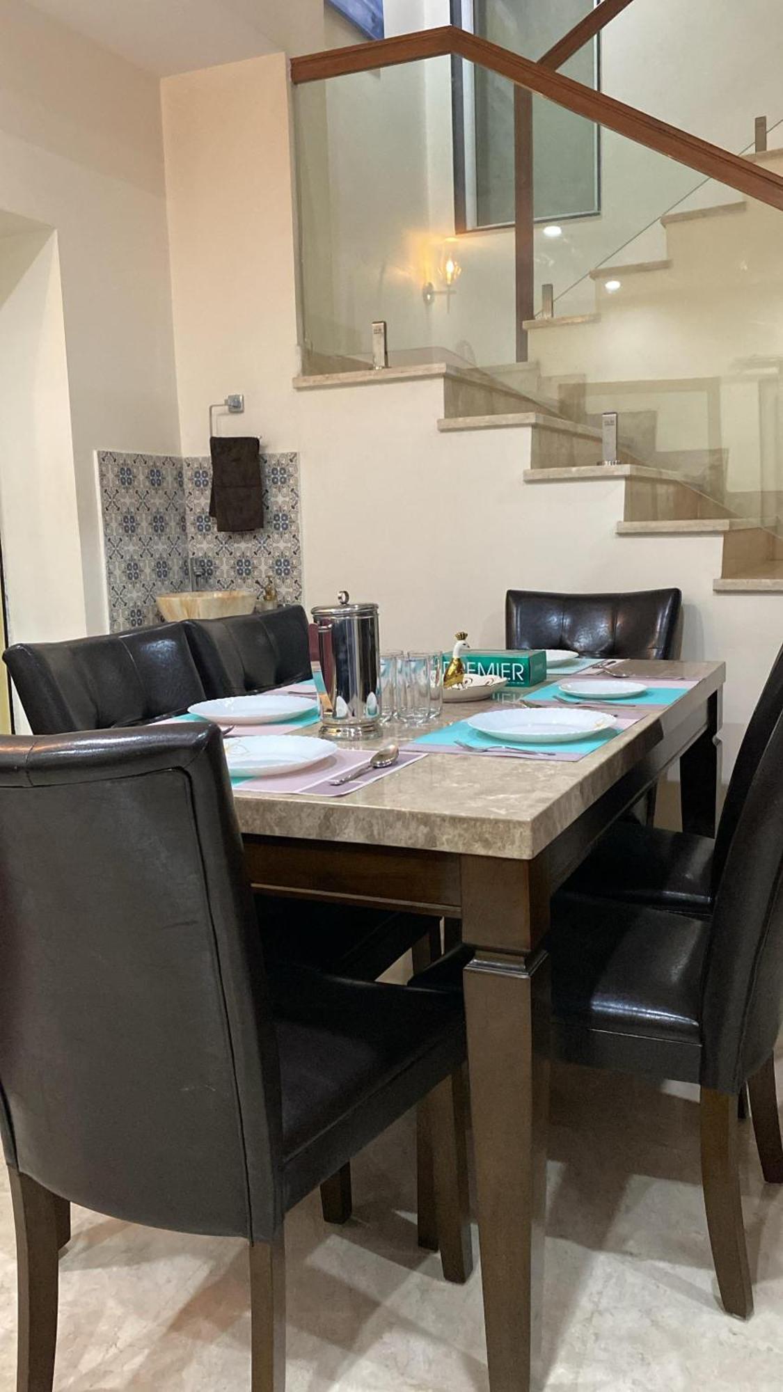 Gatsby 2bhk Luxury By Spacez Villa