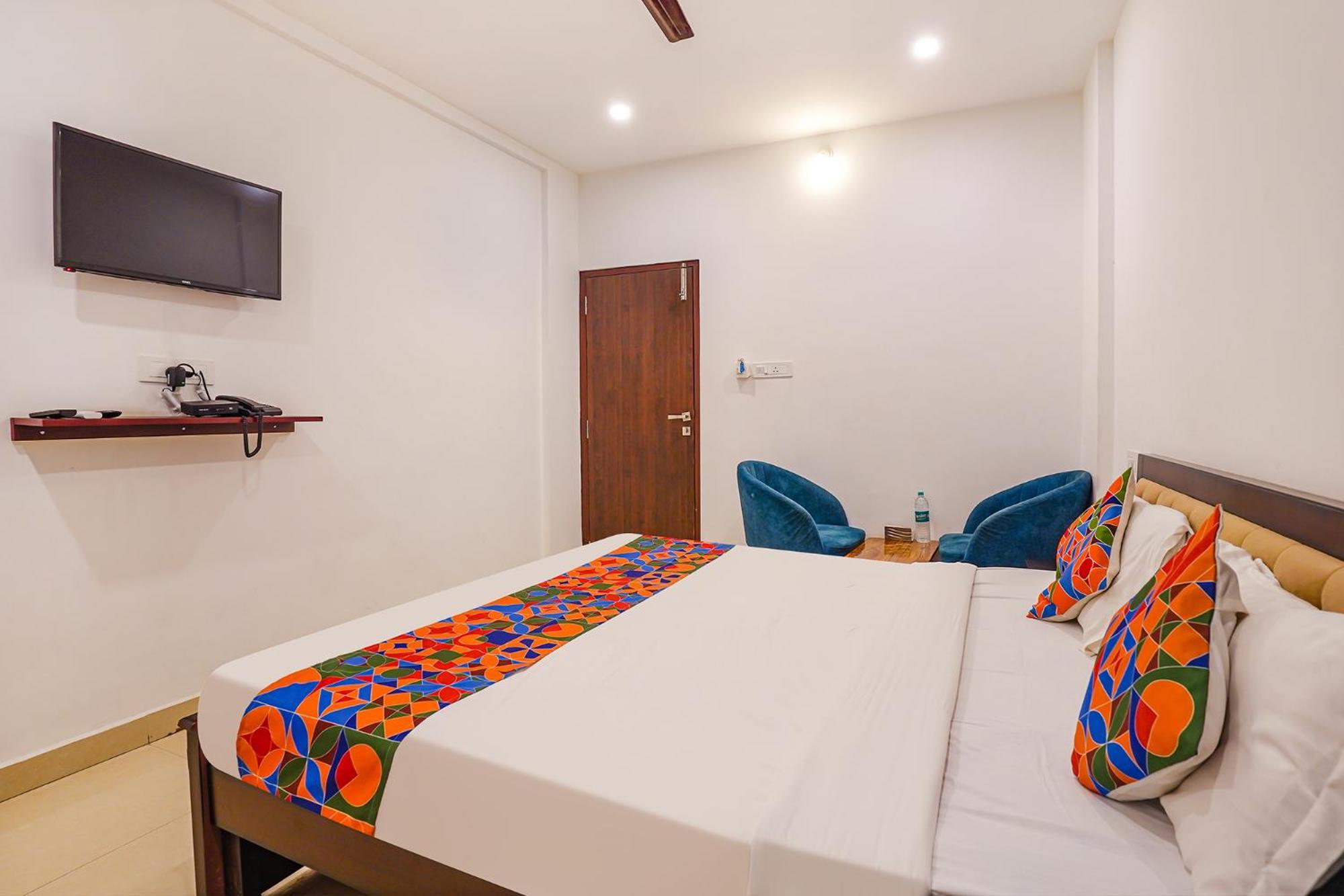 Fabhotel Srinidhi Comfort