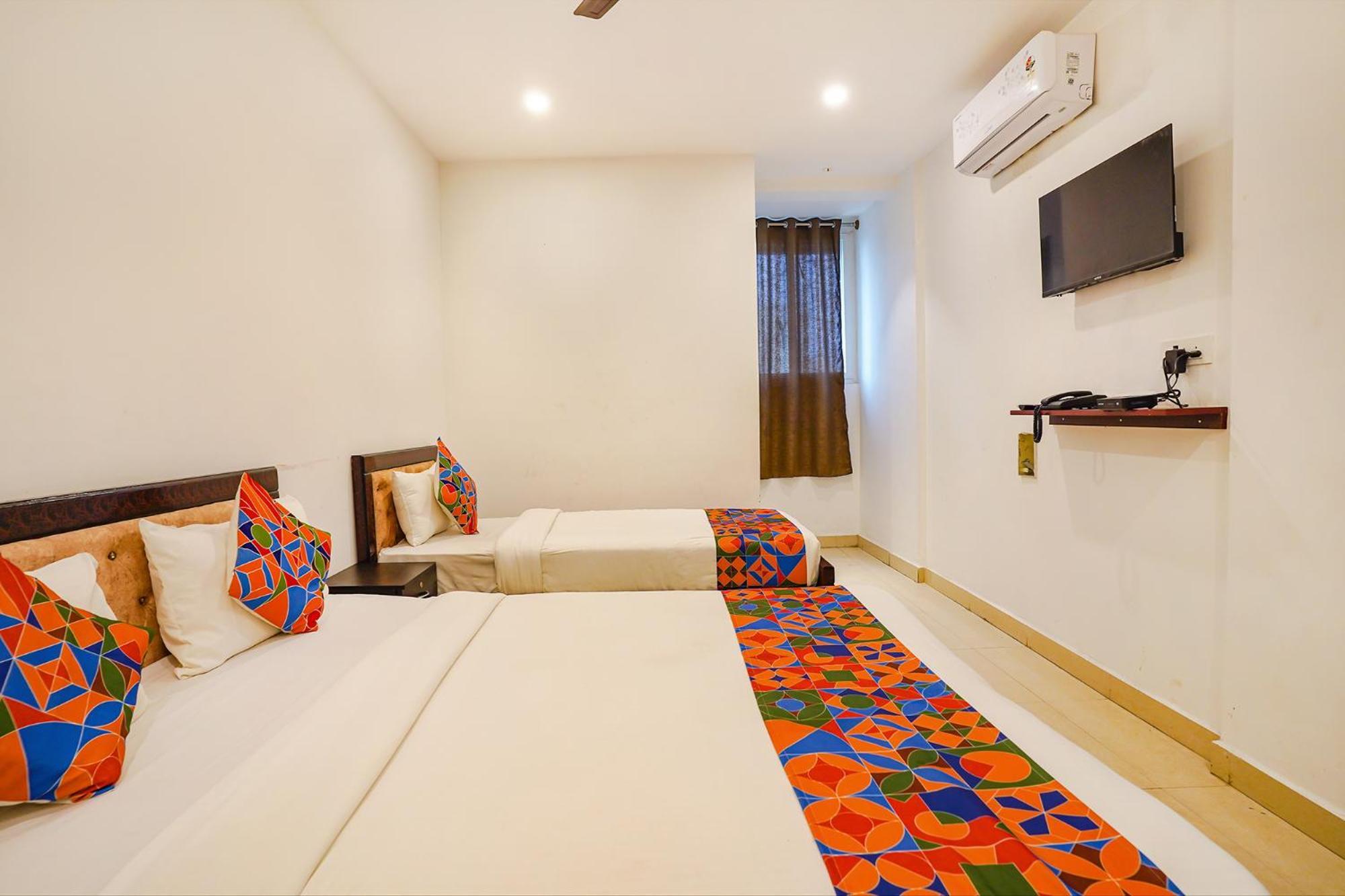 Hotel Fabhotel Srinidhi Comfort Bangalore