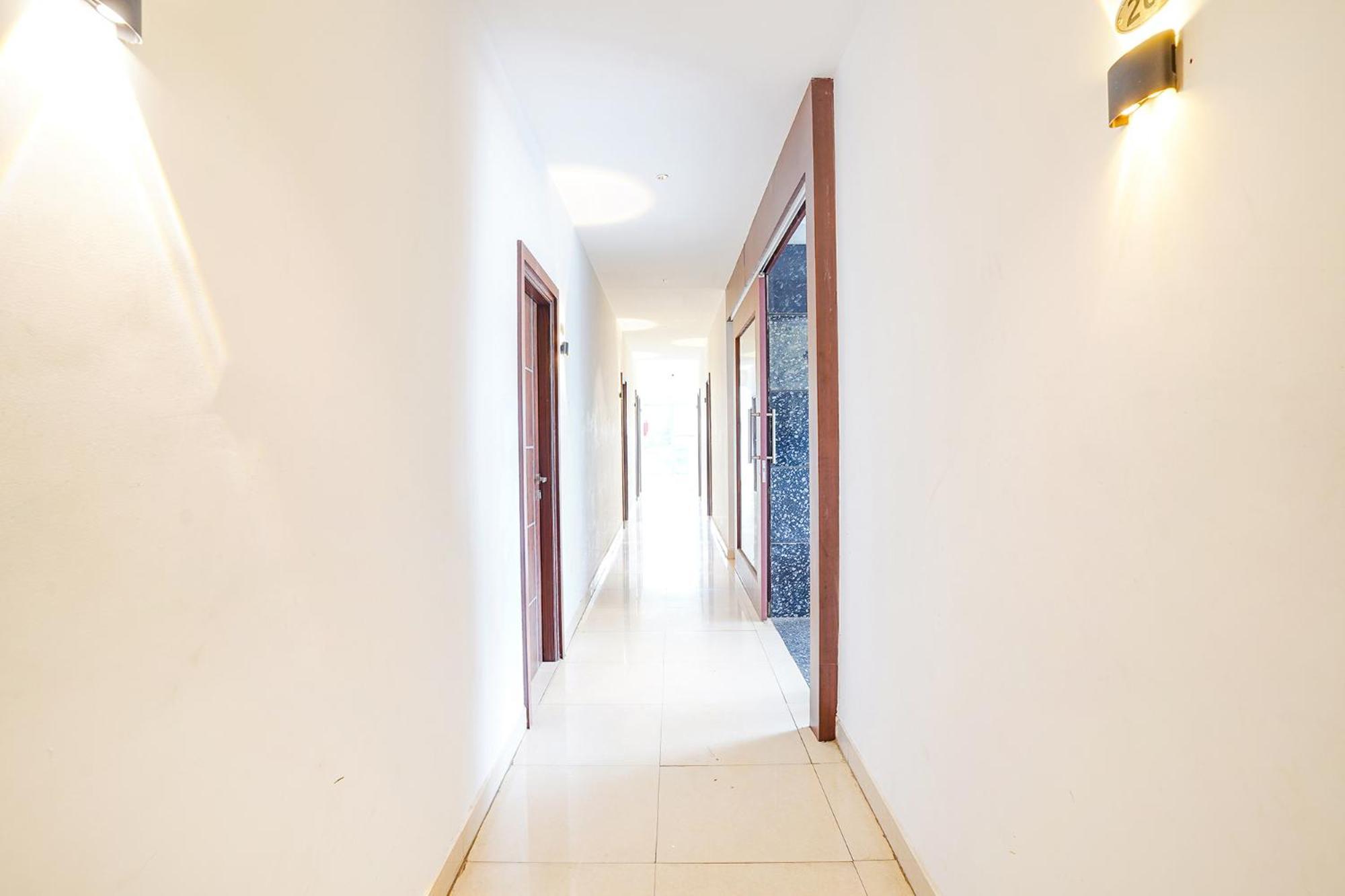 Fabhotel Srinidhi Comfort