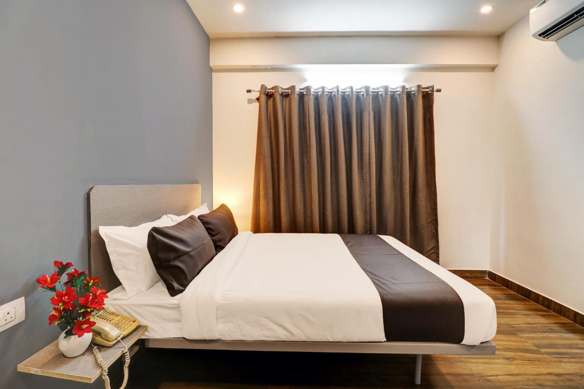 Hotel Super Townhouse Xotel 4*