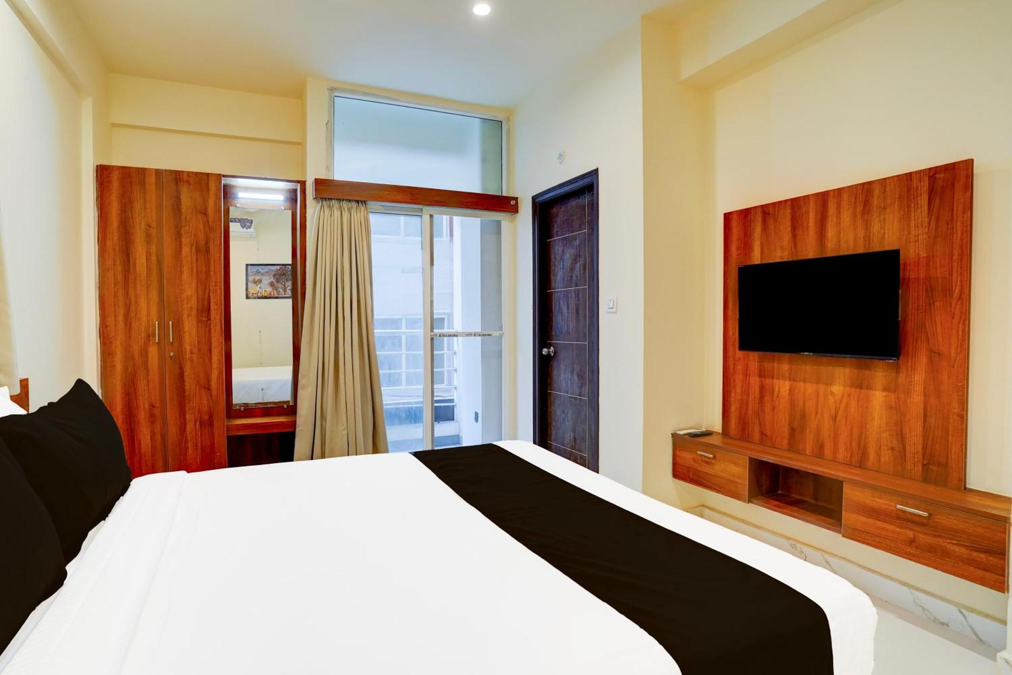 Super Townhouse Marathahalli Near Klm Fashion Mall 3*