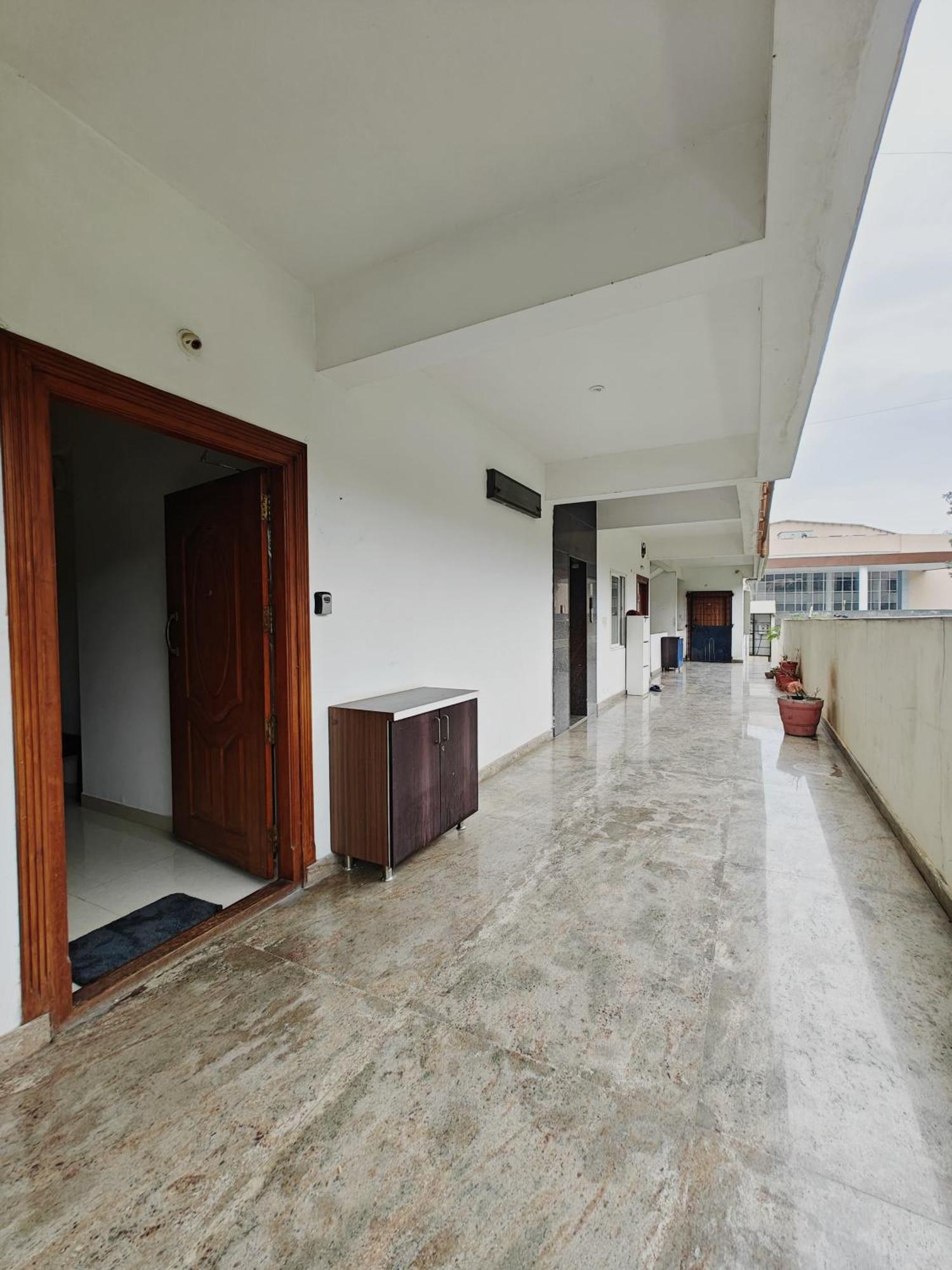 Homely Haven Cozy 2bhk Hsr Koramangala Apartment