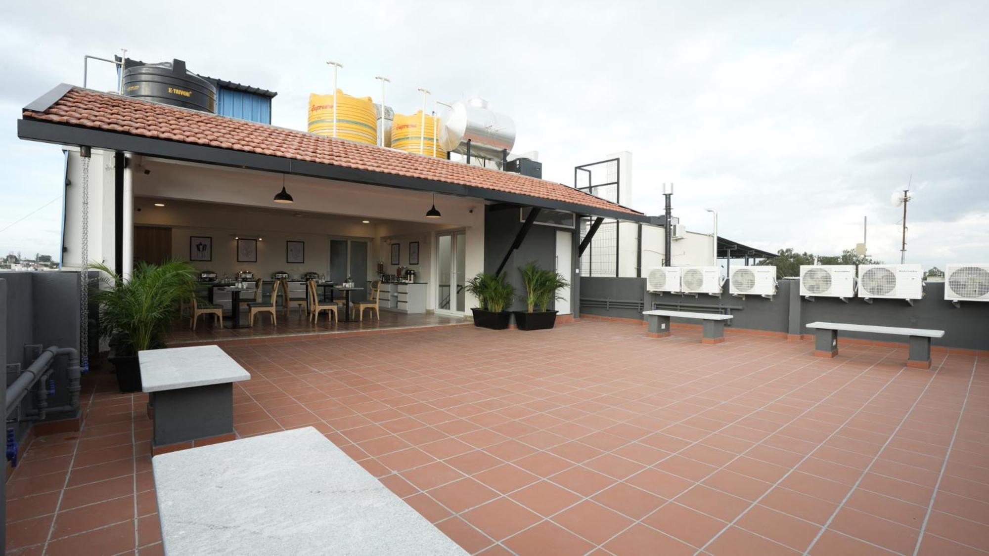 Wandr Hotel- Near Mg Road Hotel Bangalore
