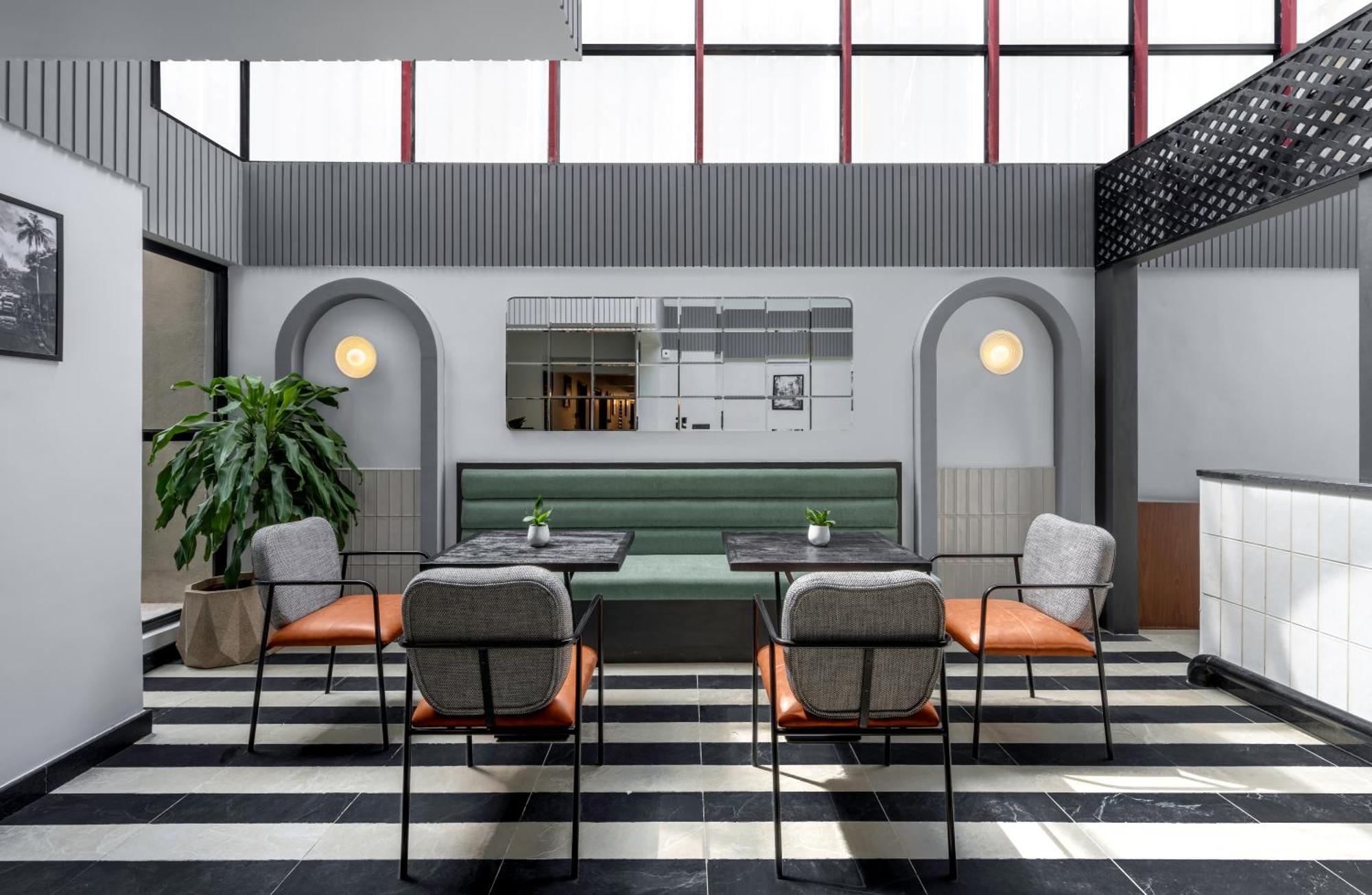 Hotel Glitch By Otherland Koramangala Bangalore