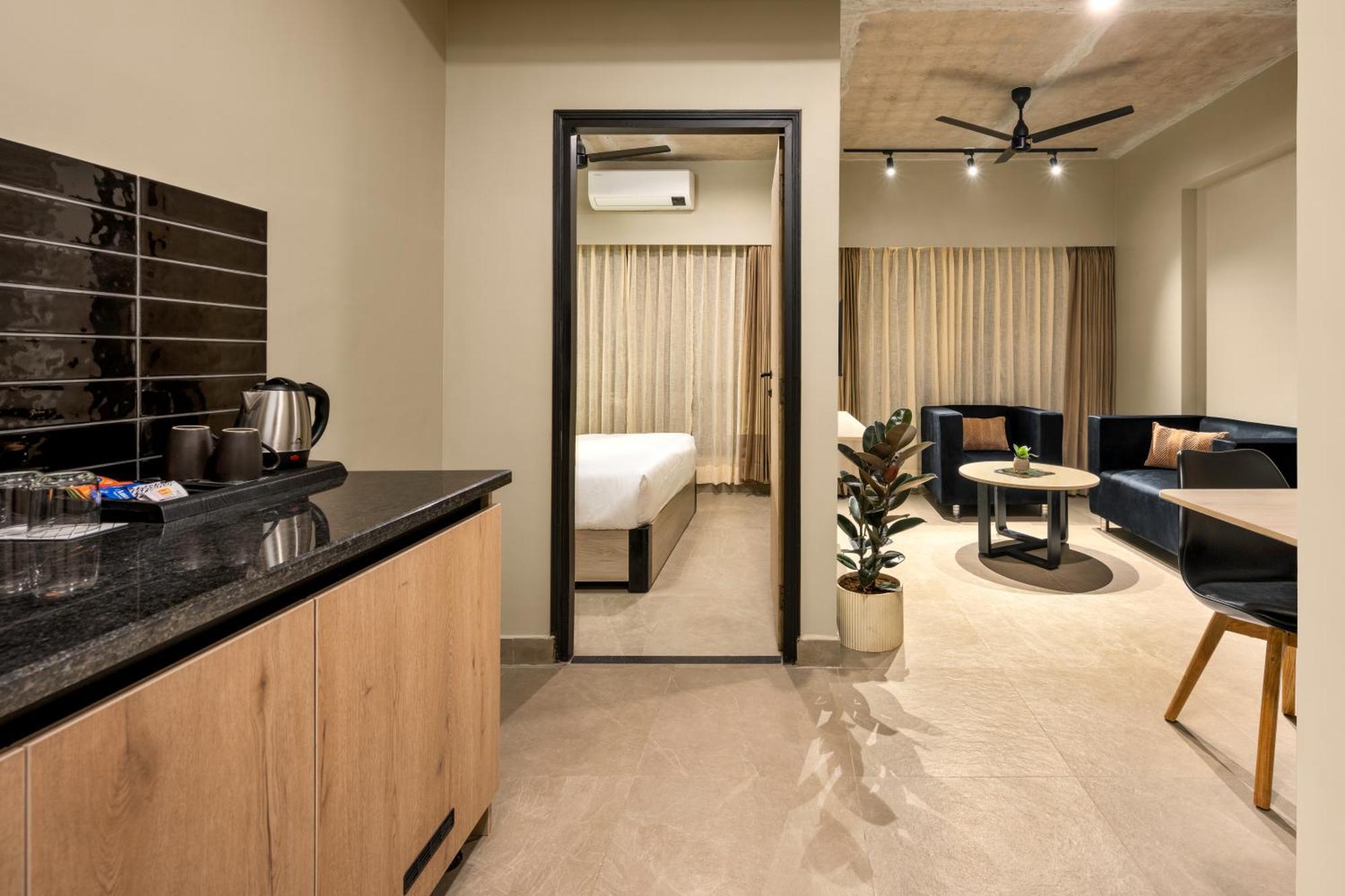 Hotel Glitch By Otherland Koramangala