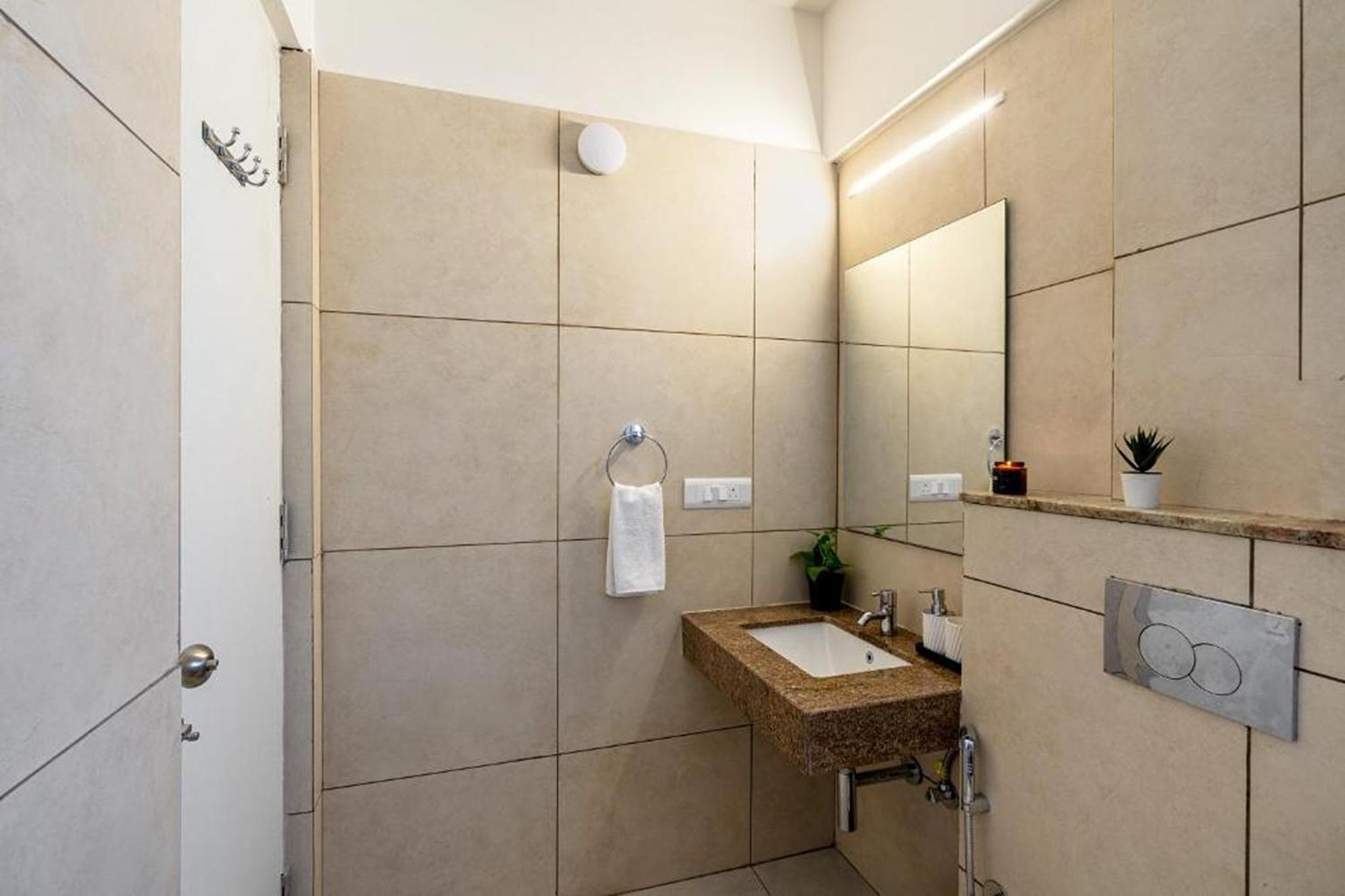 Wandr Hotel- Near Mg Road 3*