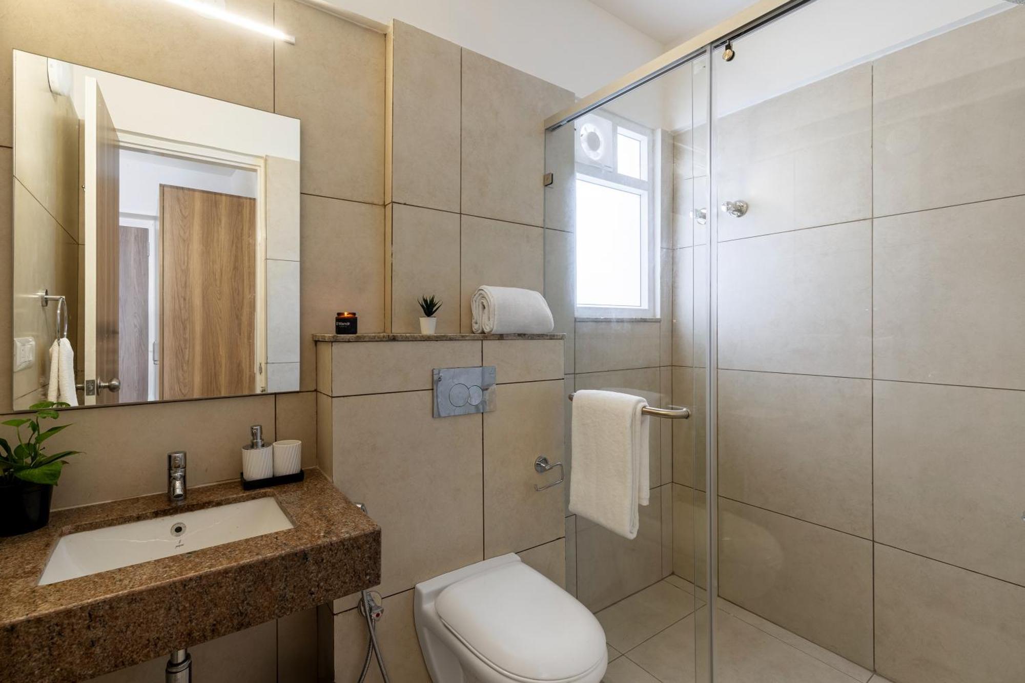 Wandr Hotel- Near Mg Road Hotel