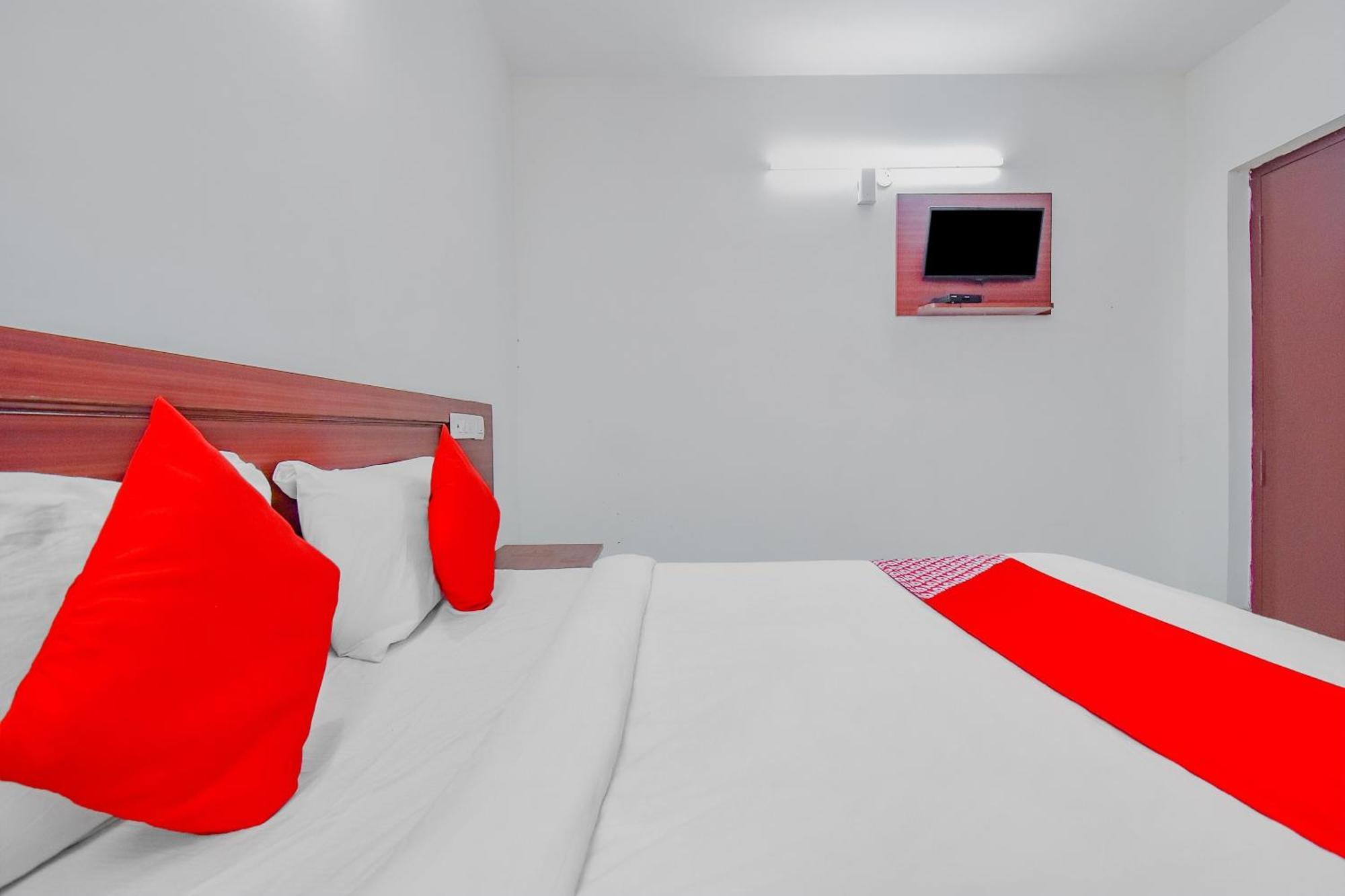 O Shree Durga Residency Hotel *