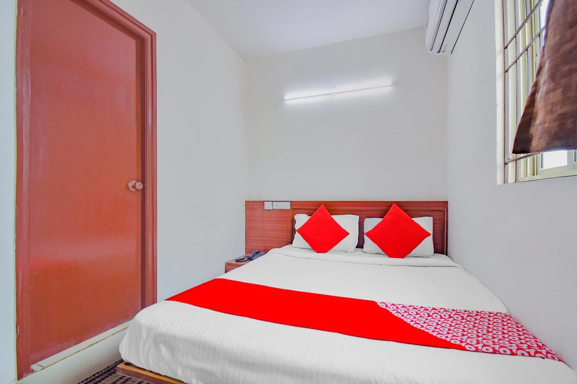 Hotel O Shree Durga Residency *