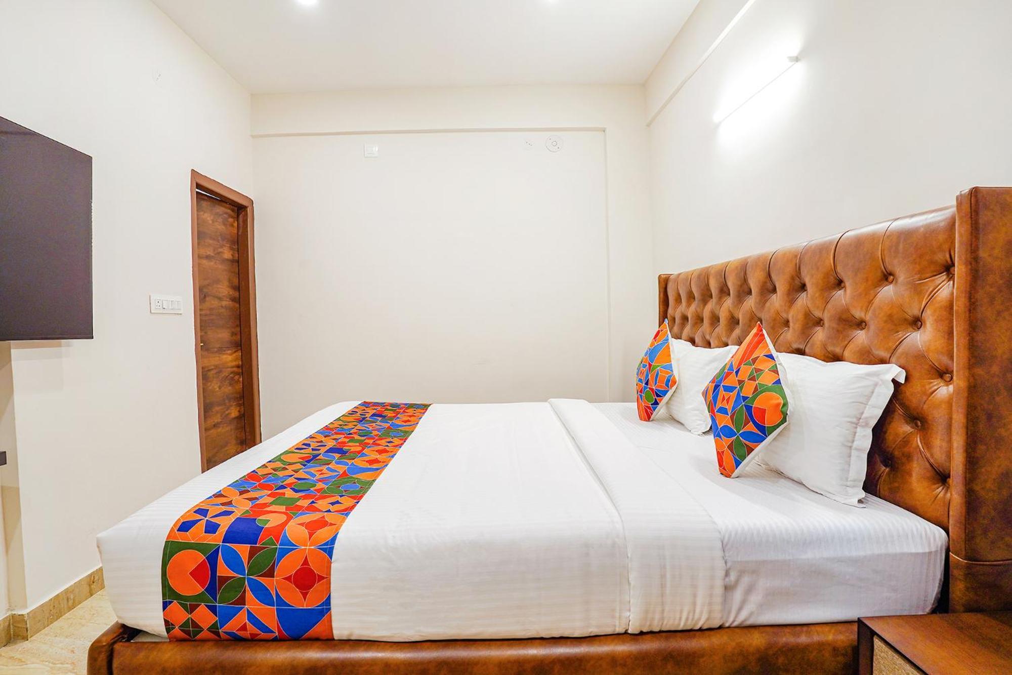 Fabhotel The Pearl Boutique - Nr Infosys Campus Hotel 3*