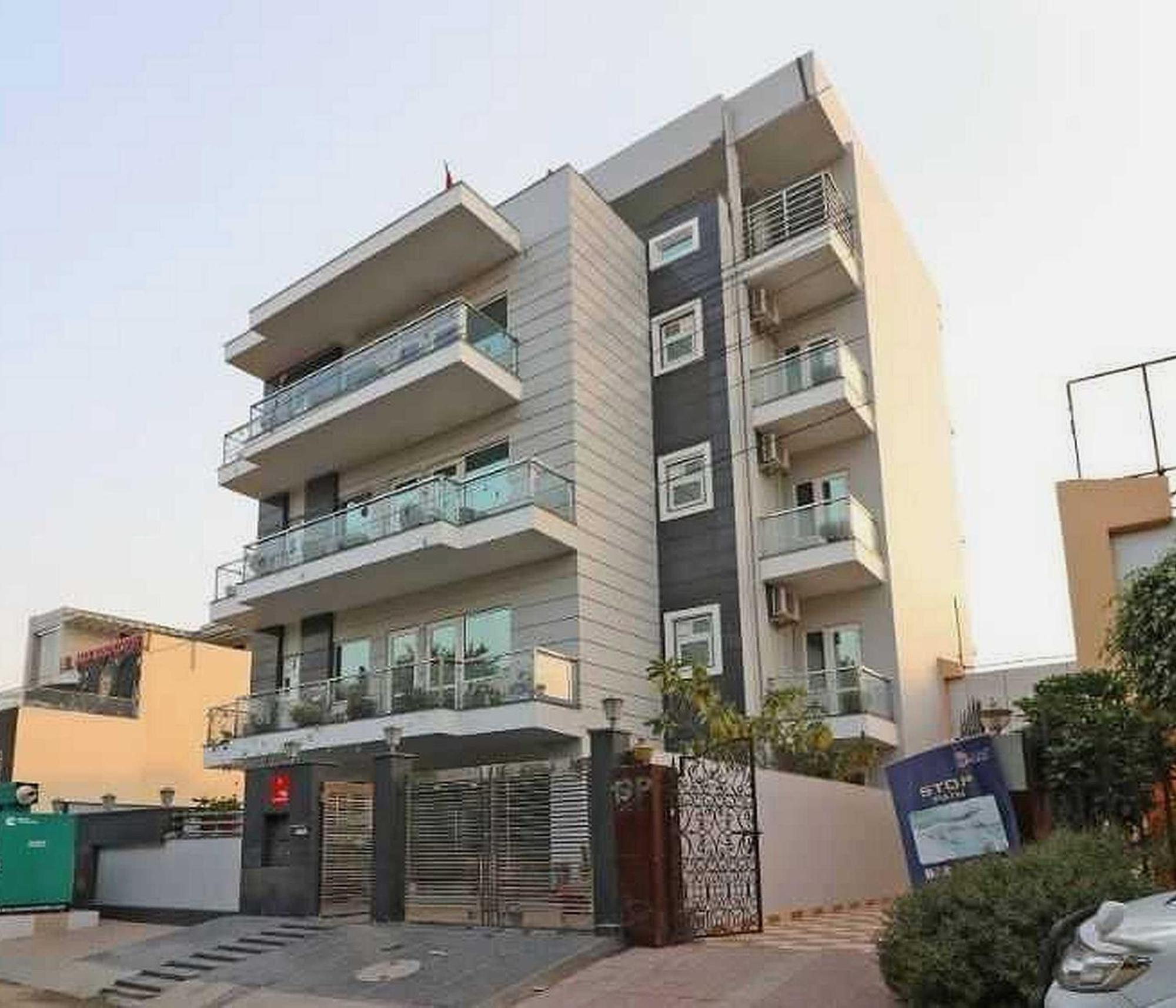 O V R Residency Near Sri Amruth Chithra Mandira Hotel 4*