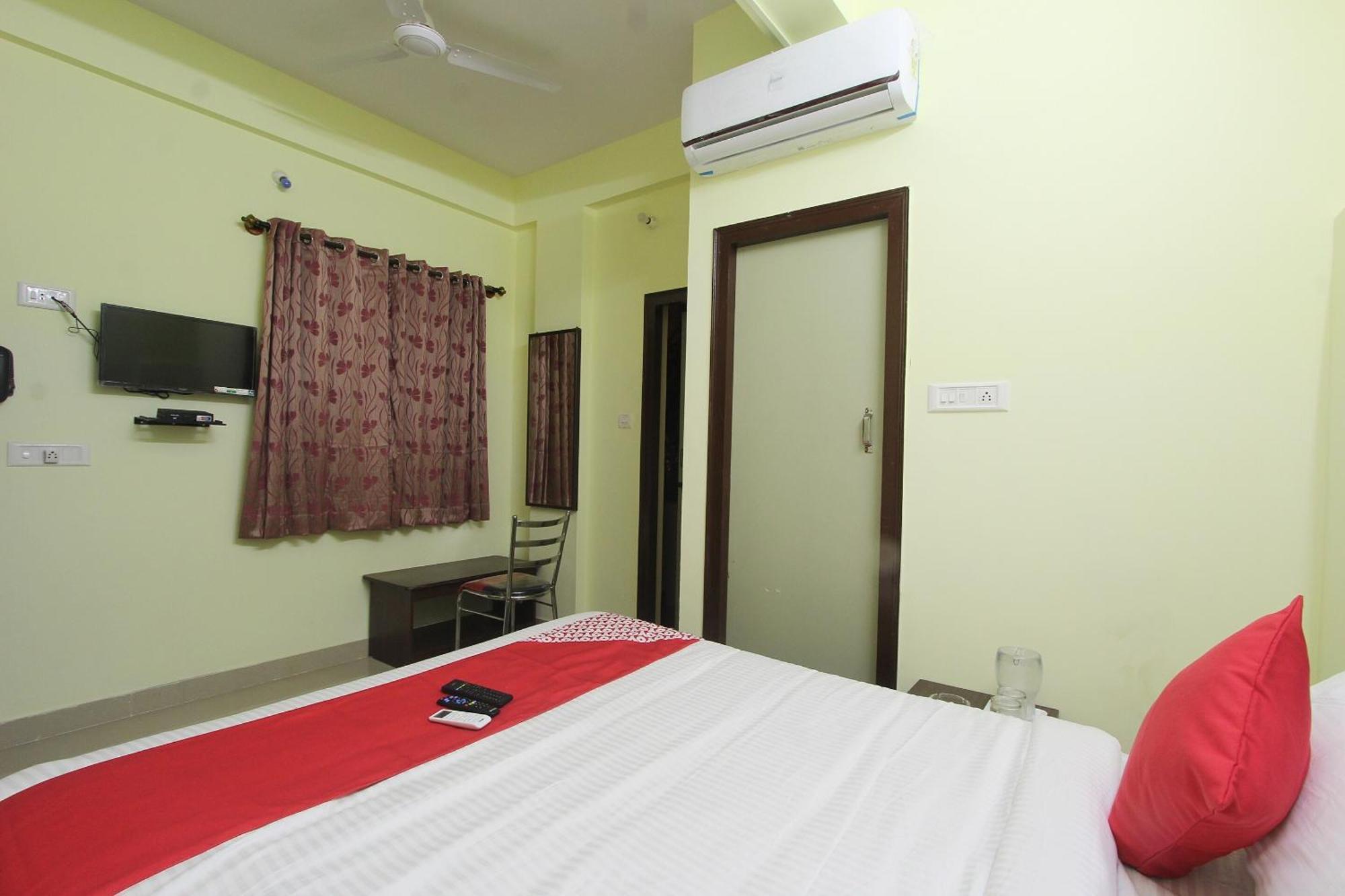 O V R Residency Near Sri Amruth Chithra Mandira 4*