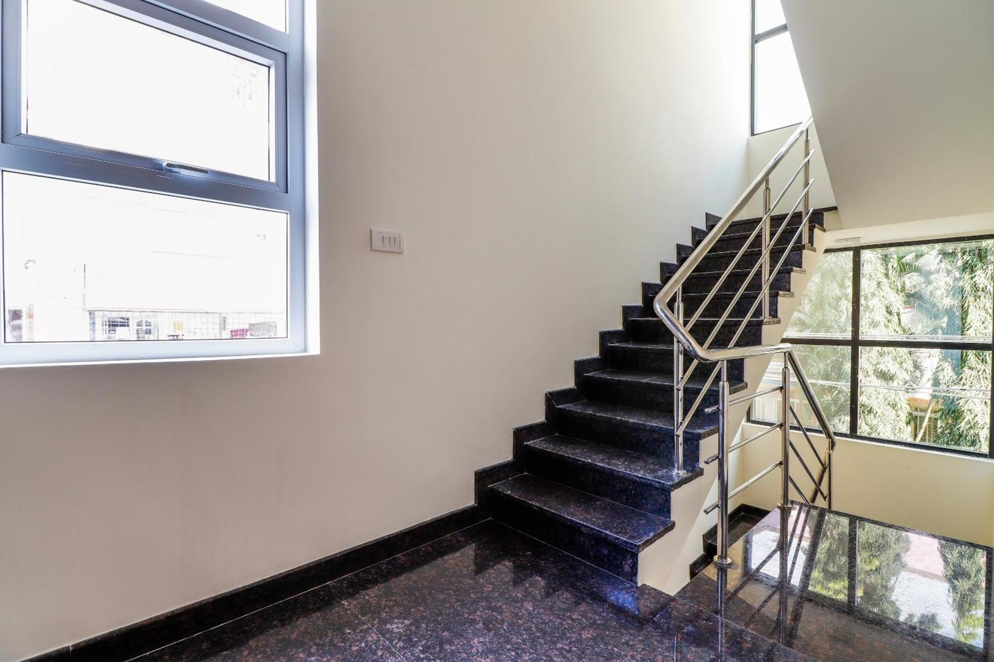 Capital O Sln Residency Hotel
