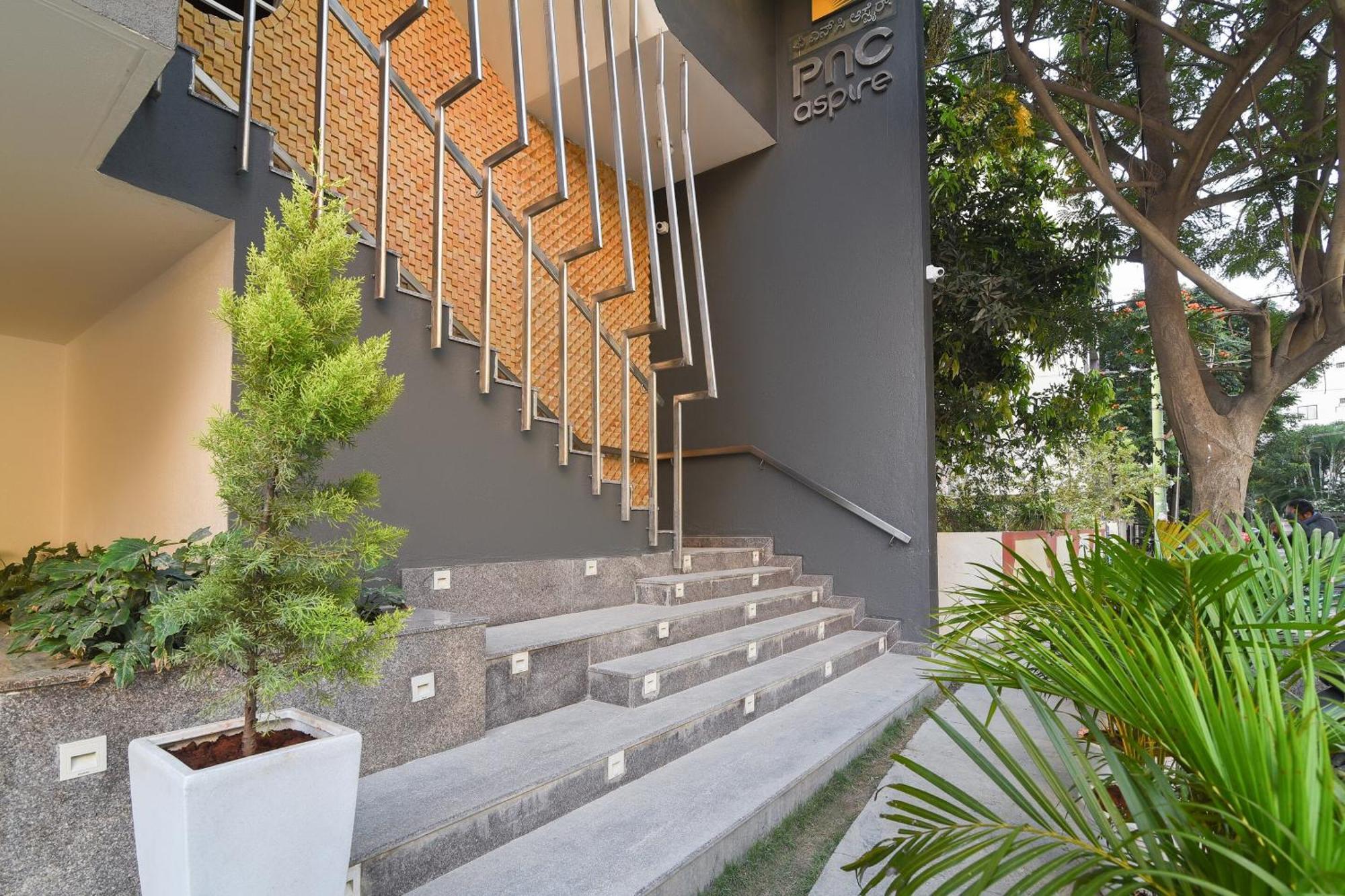 Hotel Super Townhouse Spruce Bellandur